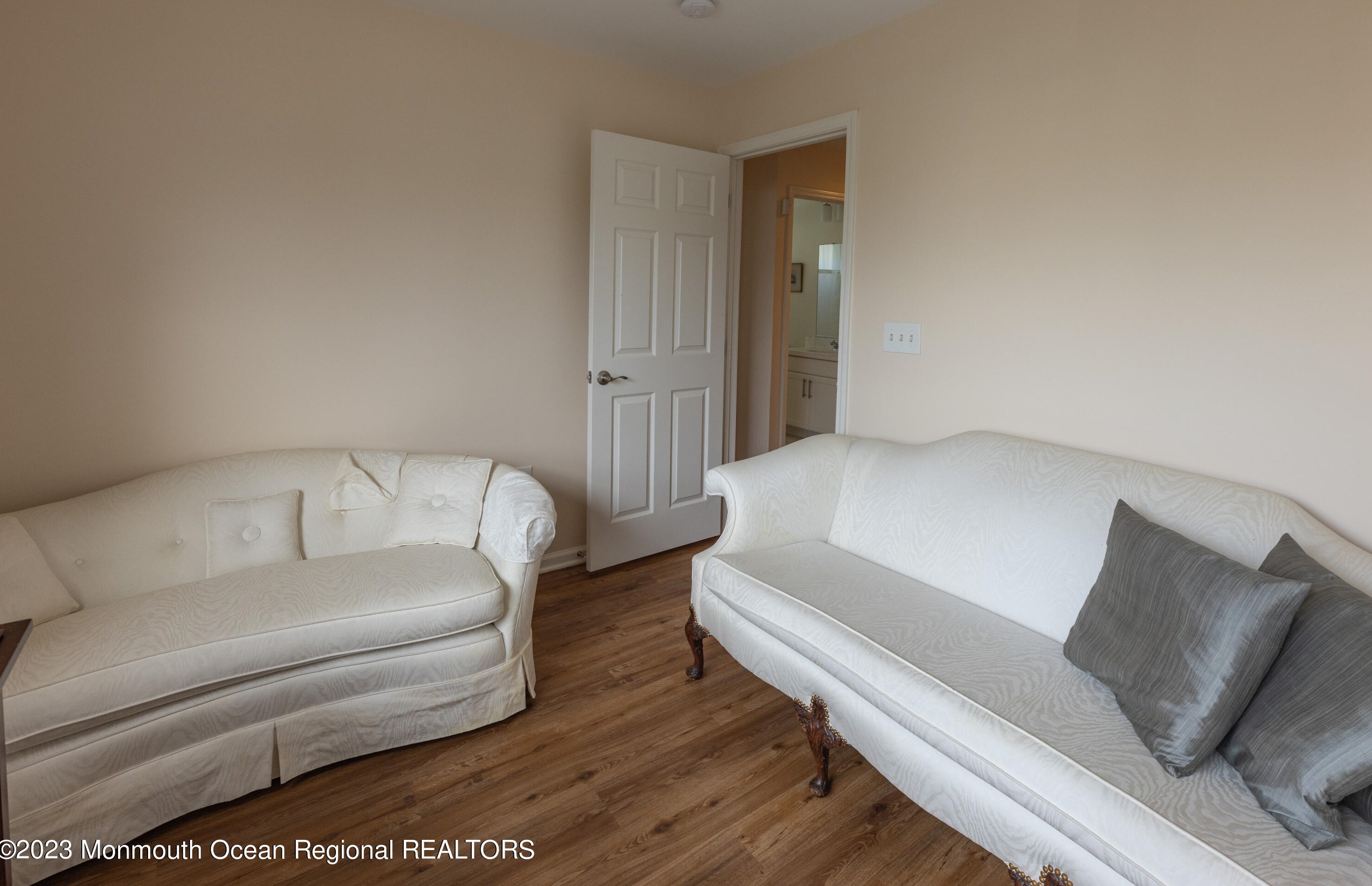 86 San Anita Dr, Wall Township NJ  07753-7568 exterior