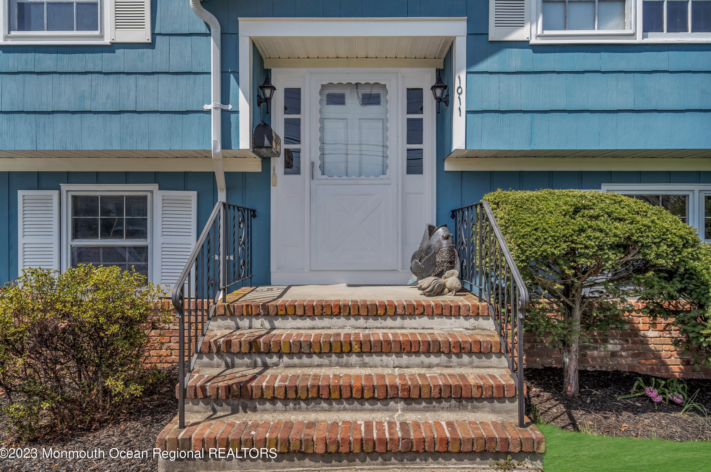 1011 Rue Ave, Point Pleasant Beach, NJ 08742