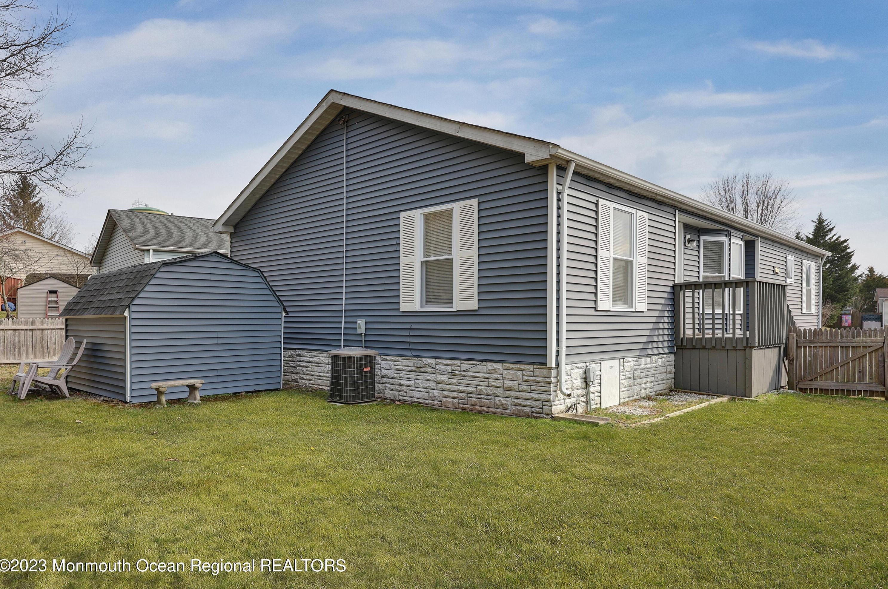 16 Alydar Ct, Wall Township NJ  07731-1123 exterior