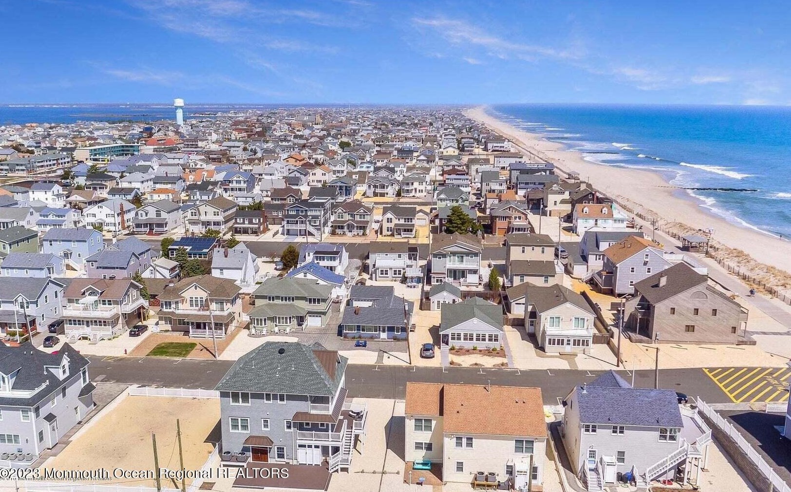 5 Dover Ave, Lavallette, NJ 08735