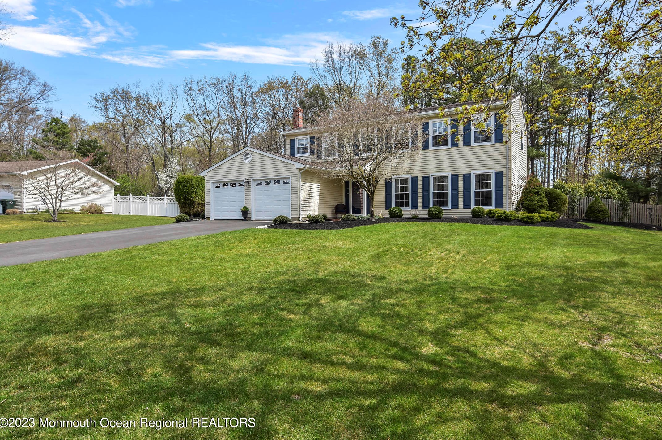 14 Mistletoe Ct, Wall Township, NJ 07731-2865