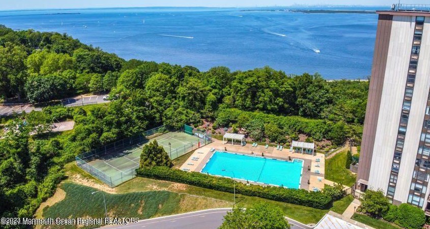 1 Scenic Dr #506, Monmouth Hills, NJ 07732