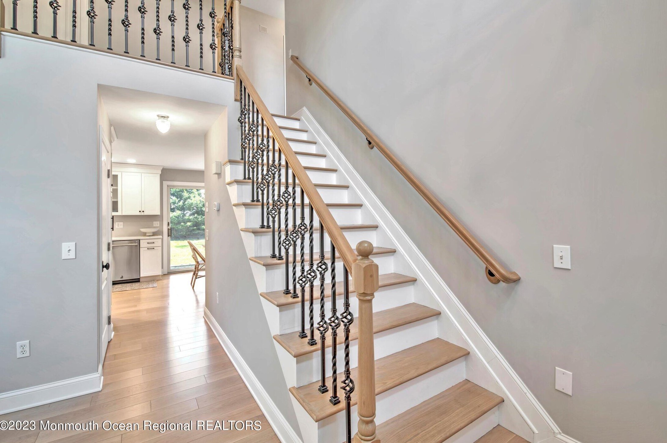 40 Mayfair Ct, Bricktown, NJ 08723