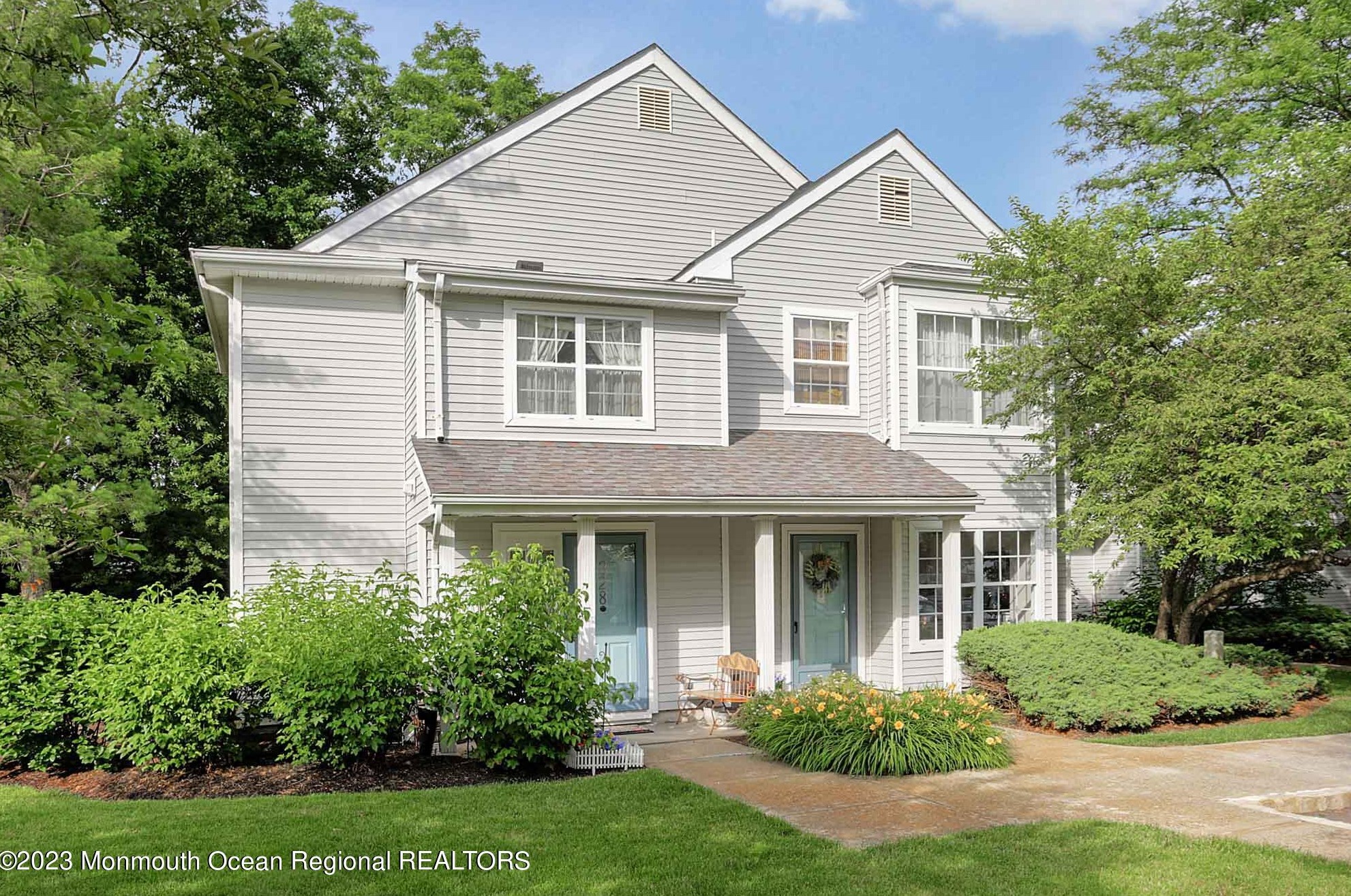 327 Towne Dr, Millstone Township, NJ 07726-3263