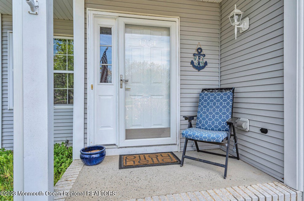 1704 Aqueduct Ct, Toms River, NJ 08755-1971