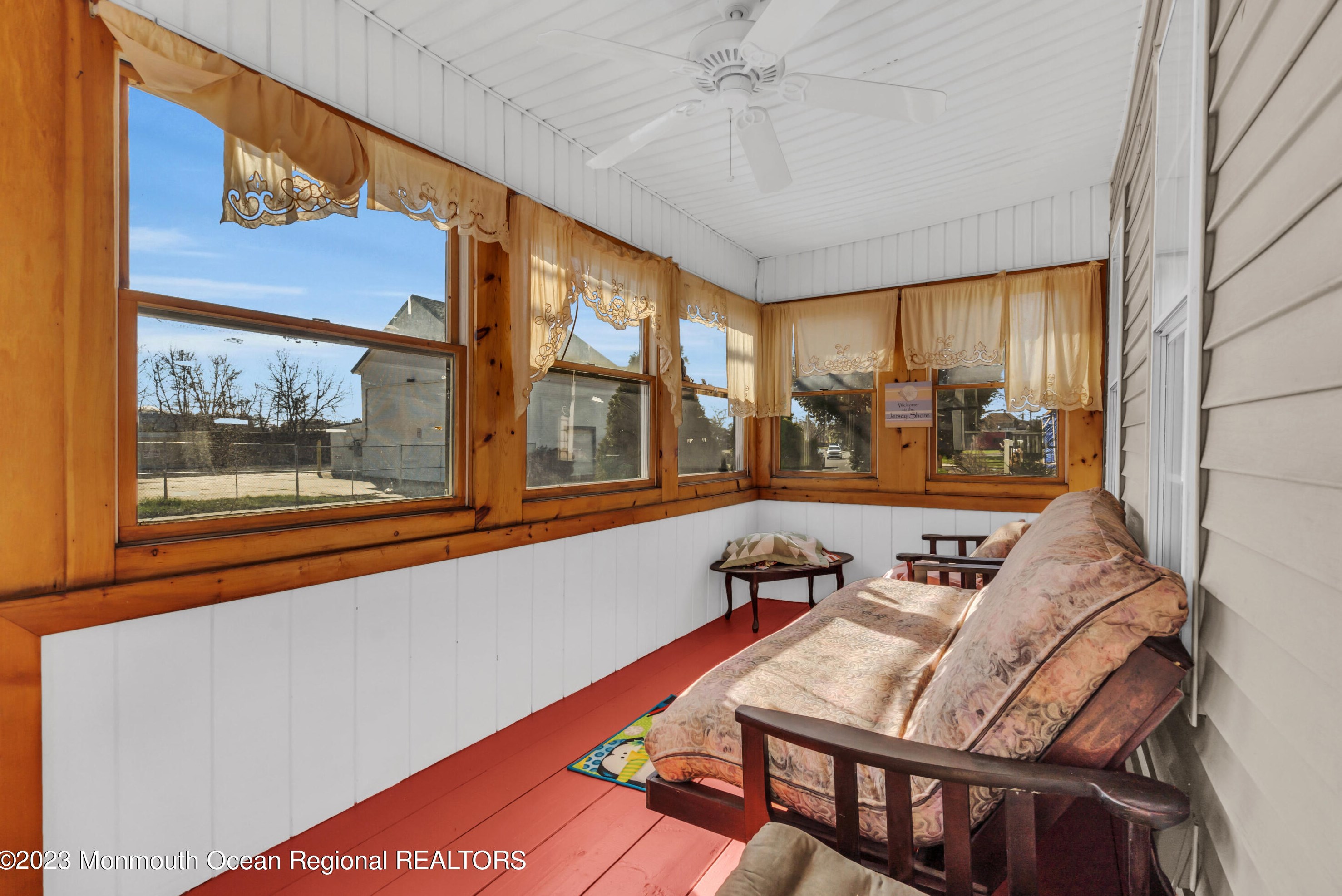 333 Hawthorne Ave, Point Pleasant Beach, NJ 08742