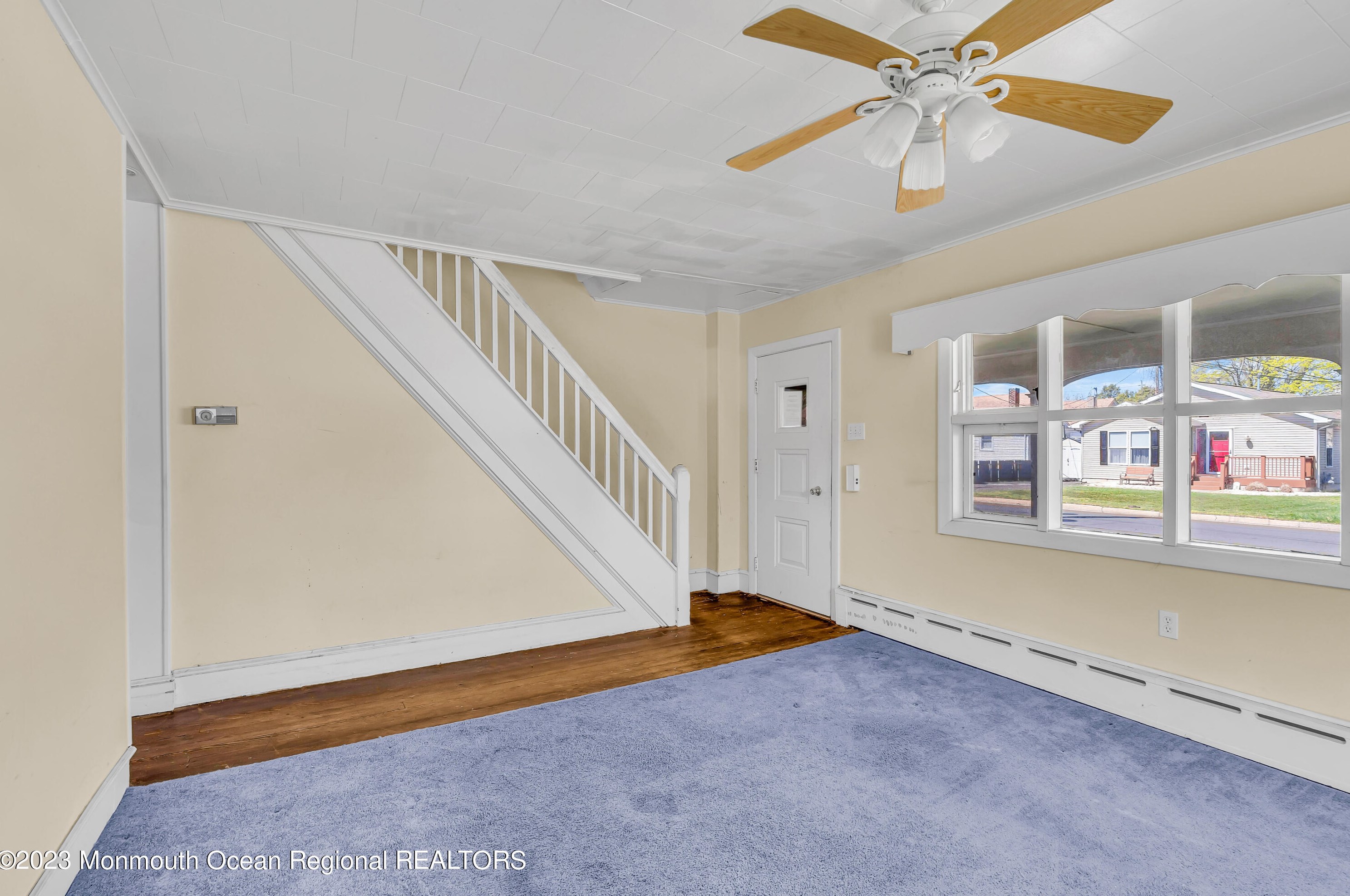 811 17th Ave, Belmar, NJ 07719