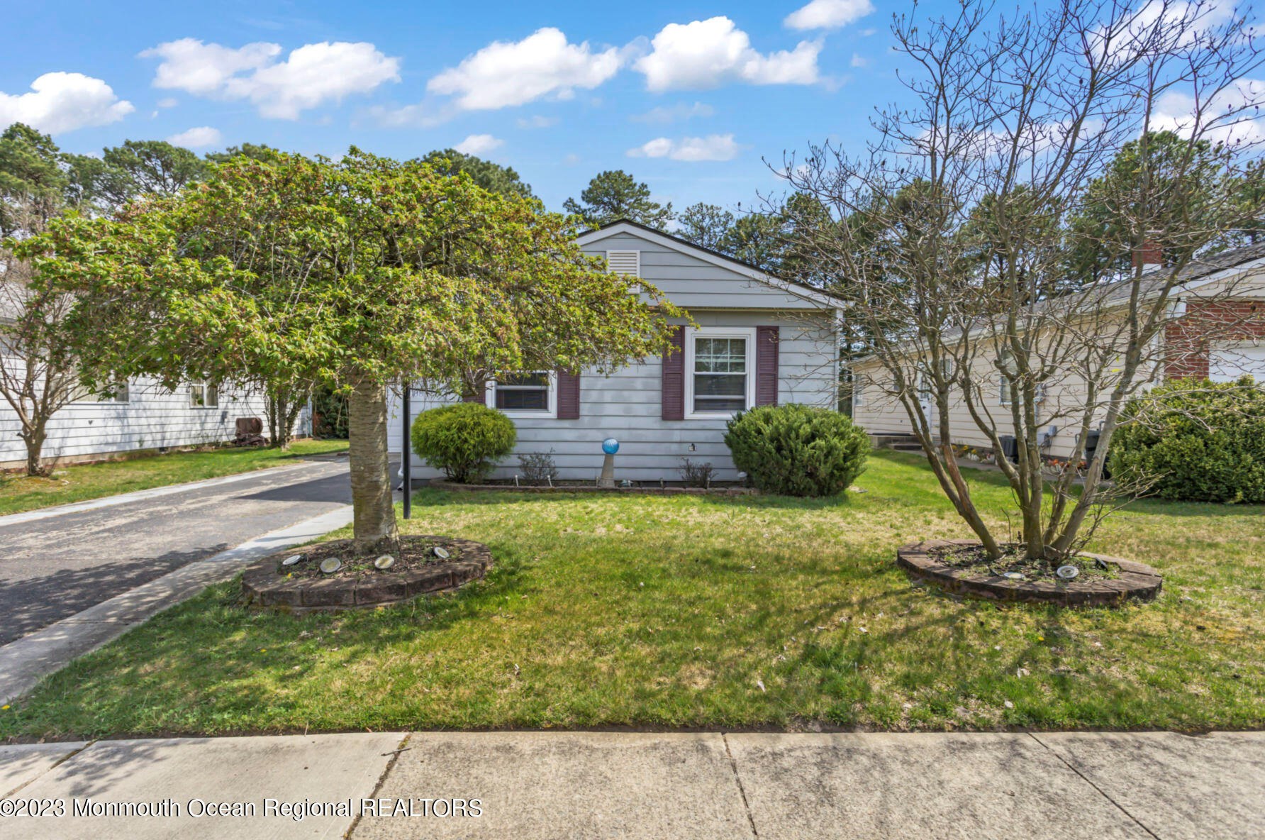 108 Pulaski Blvd, Toms River, NJ 08757