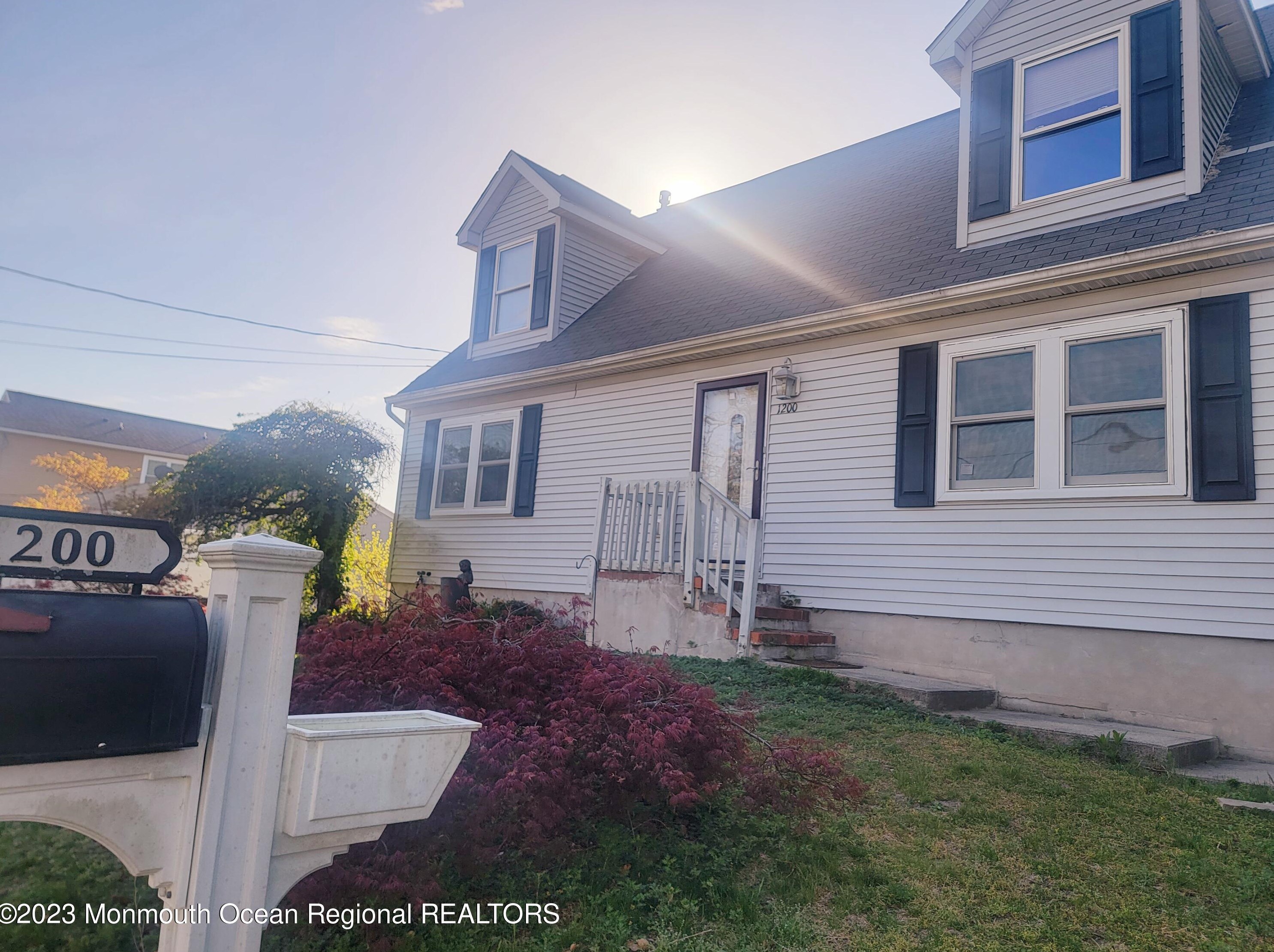 1200 Neptune Ave, Beachwood, NJ 08722-3313