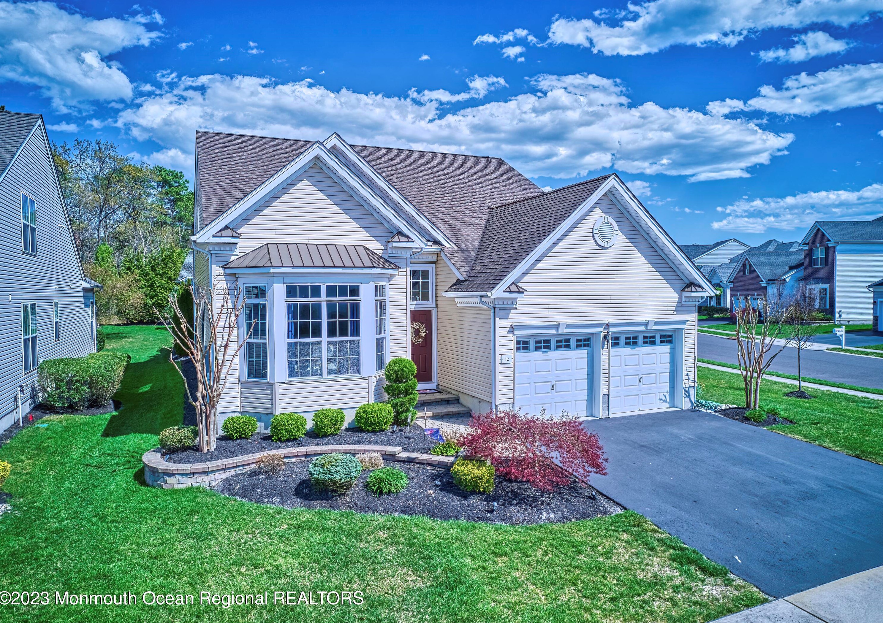 12 Hamptonshire Way, Lacey, NJ 08731