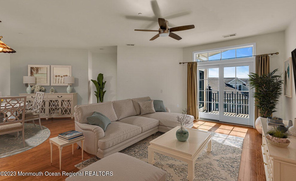 300 Cookman Ave #305, Tinton Falls, NJ 07712