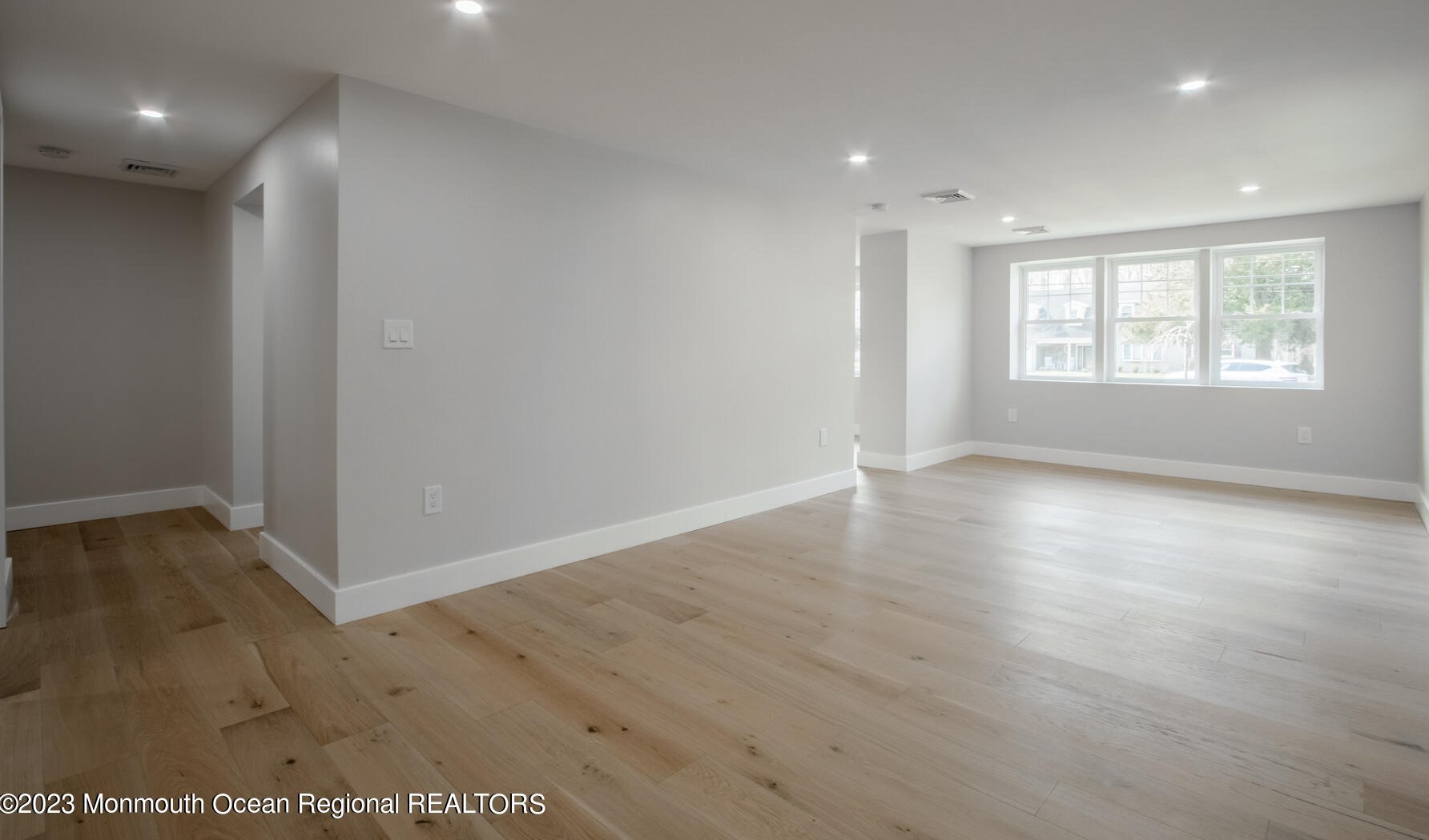 12 Farm Ln, Roosevelt, NJ 08555