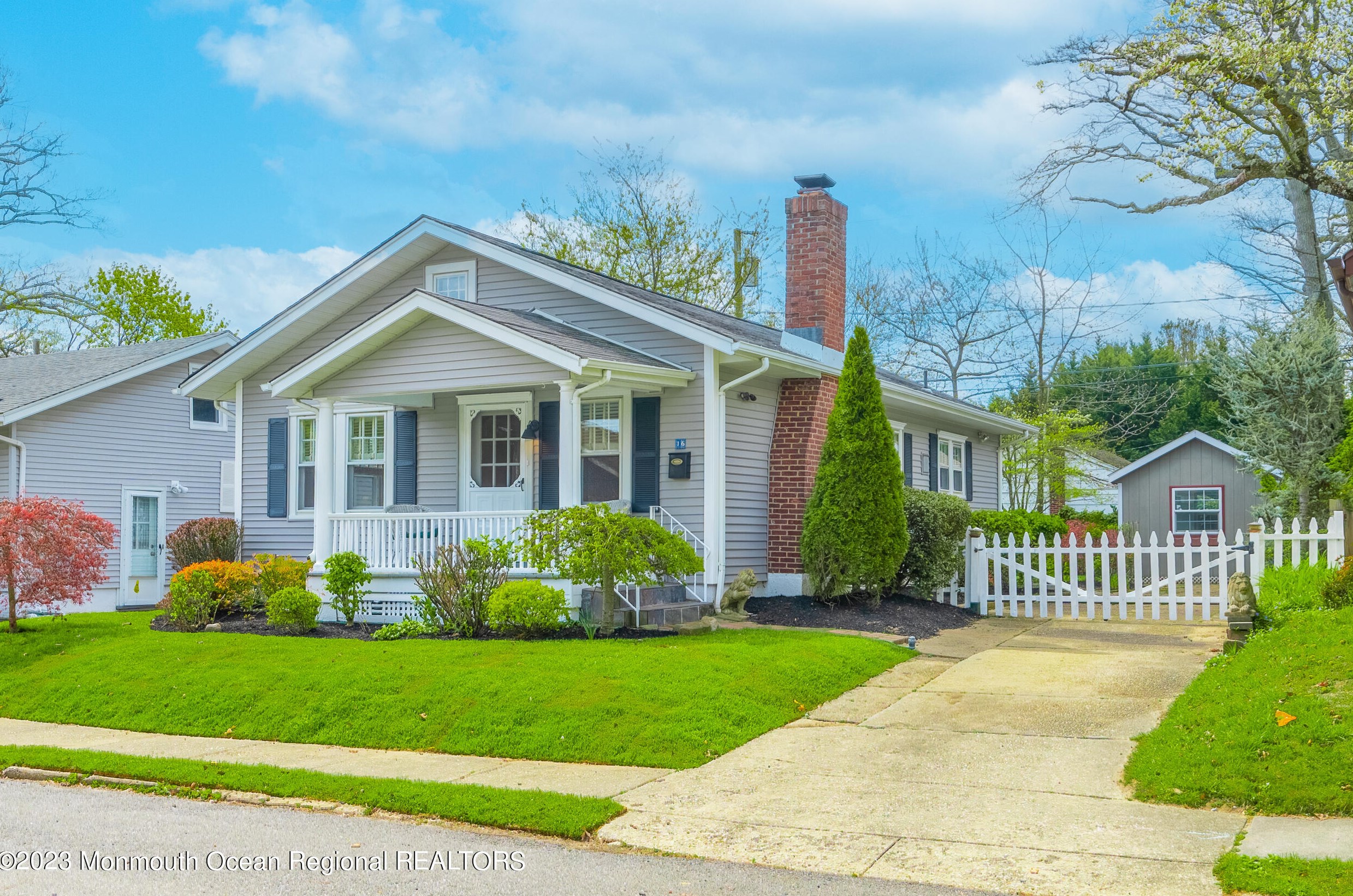 16 Wardell Pl, Tinton Falls, NJ 07712