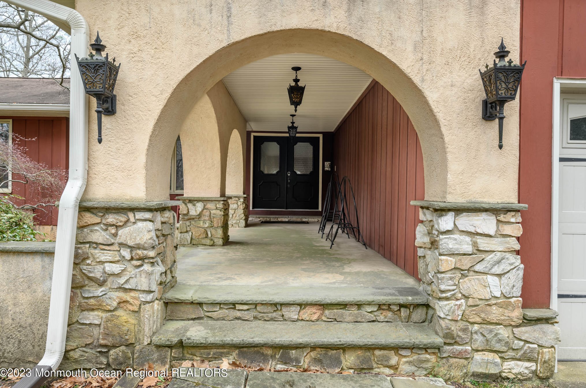 377 Buckalew Rd, East Freehold, NJ 07728-8408