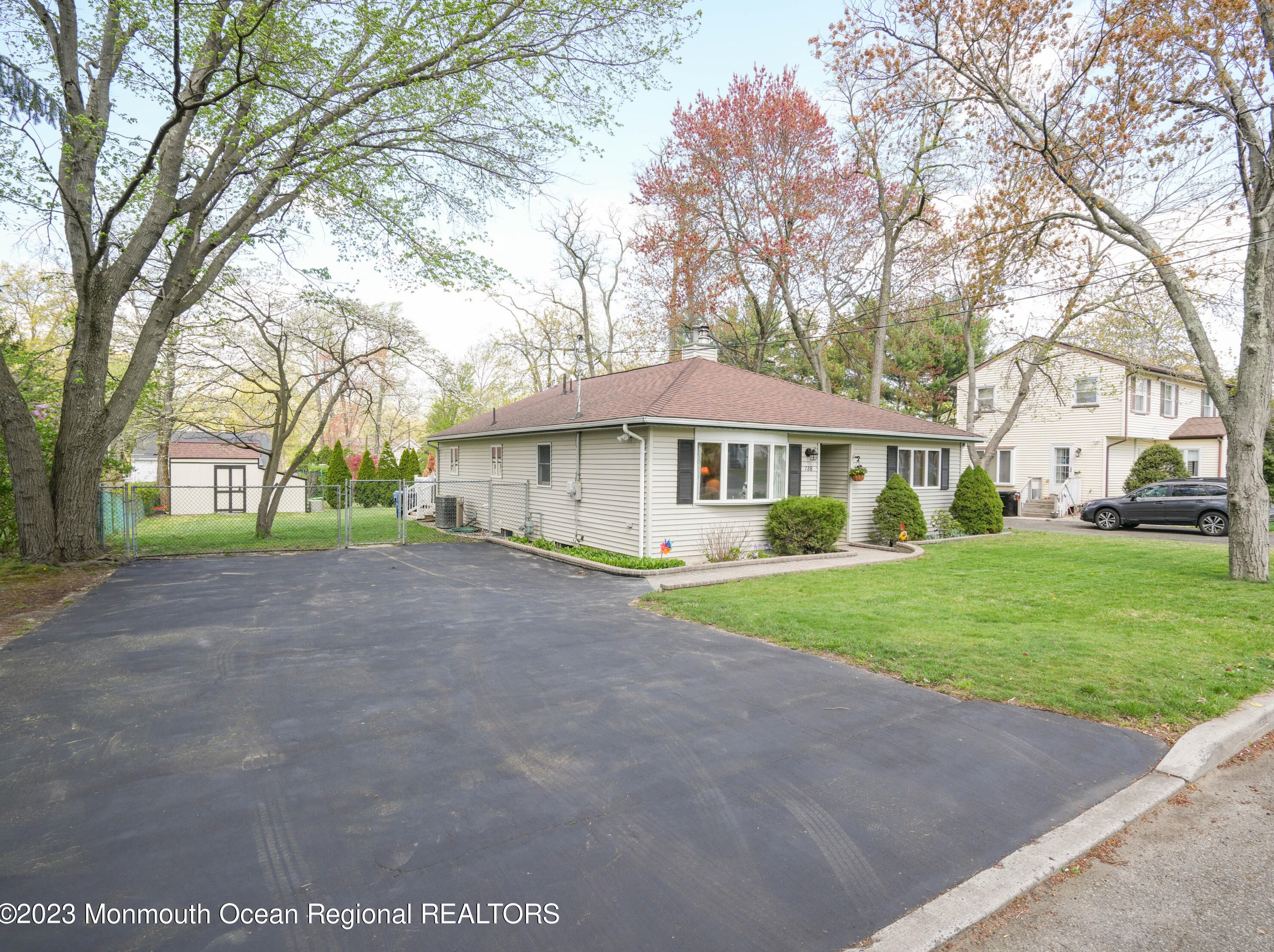 728 First St, Middletown, NJ 07748