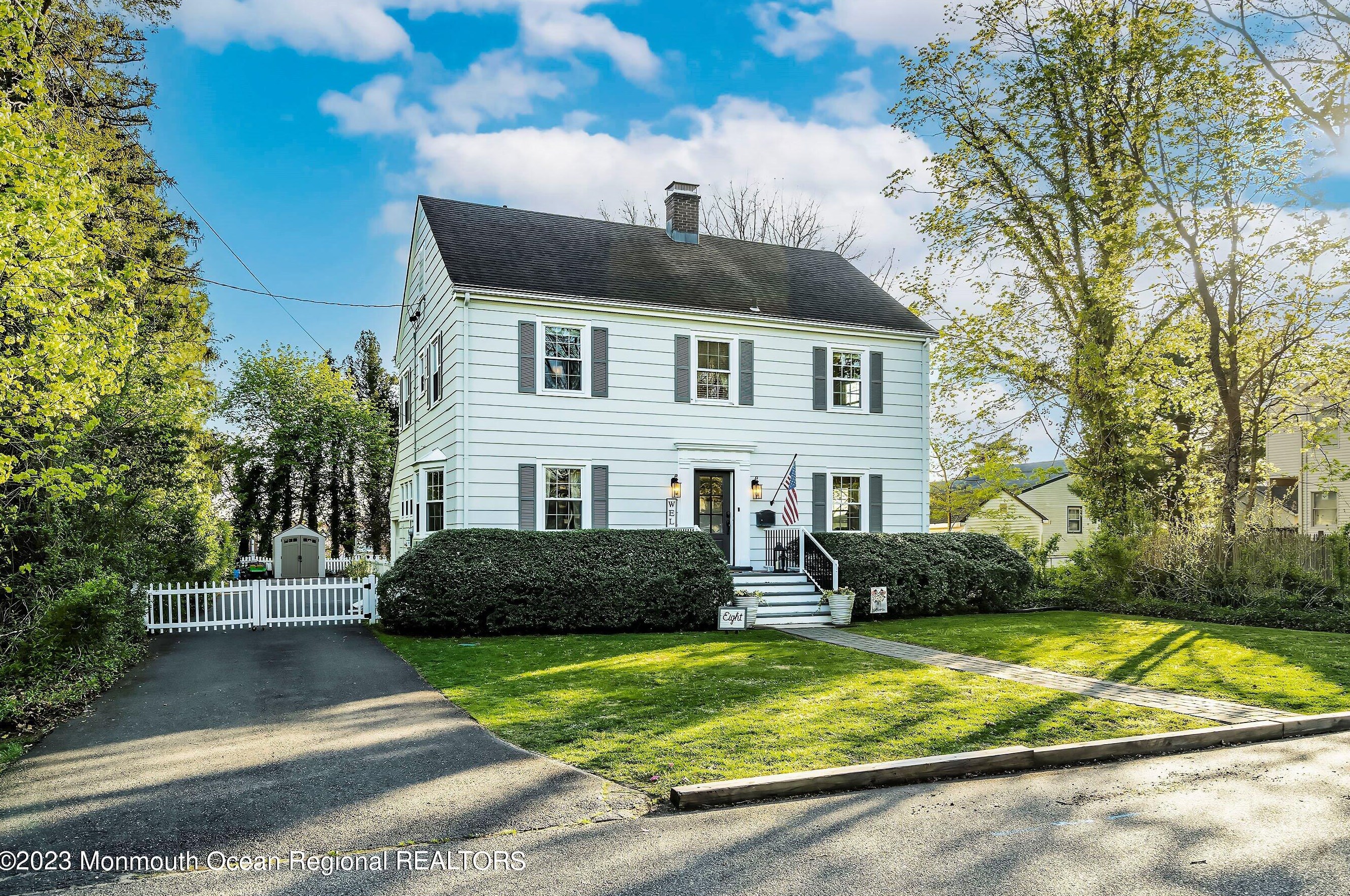 8 Spruce St, Toms River NJ  08753-7624 exterior