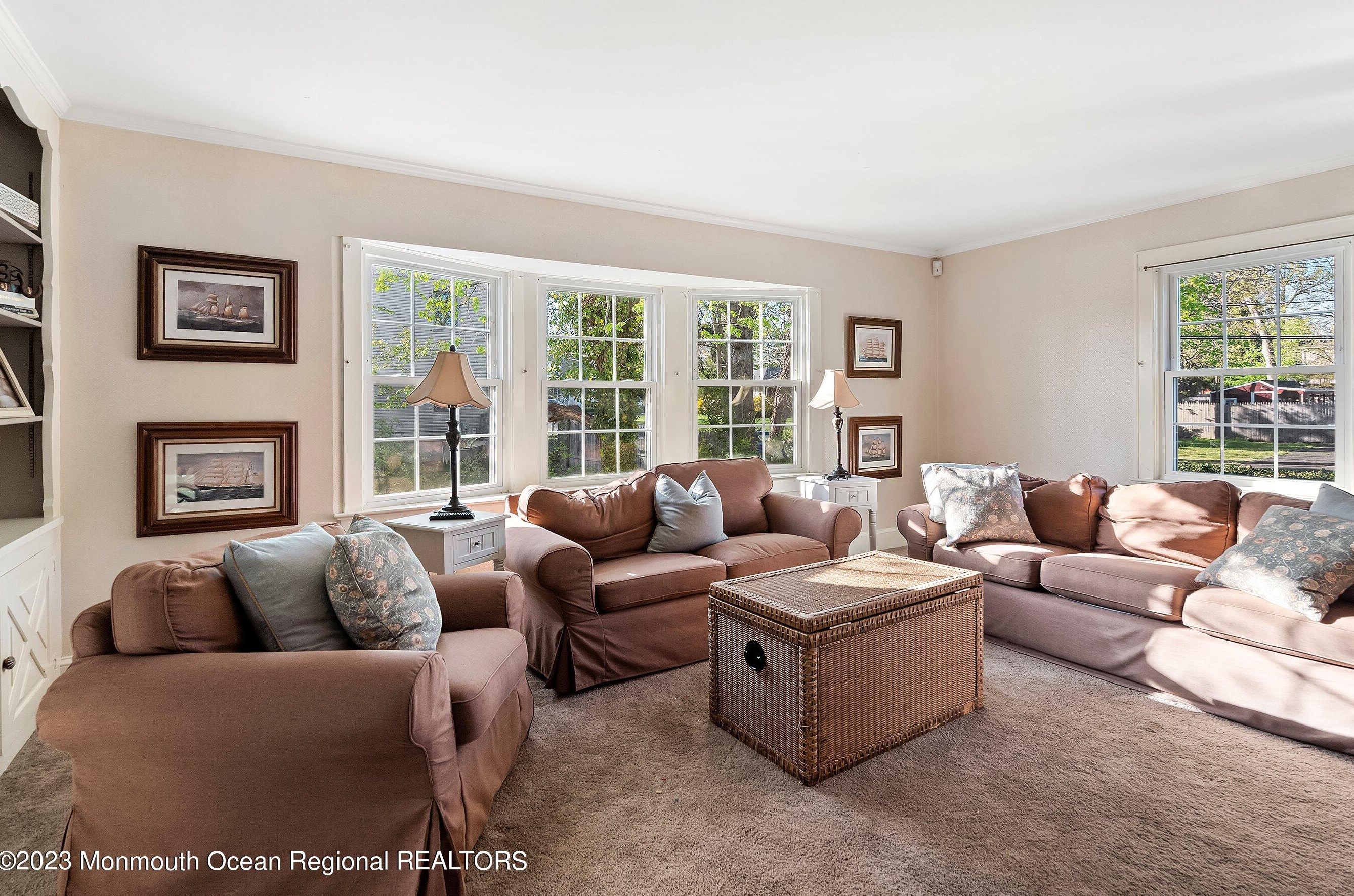 8 Spruce St, Toms River NJ  08753-7624 exterior