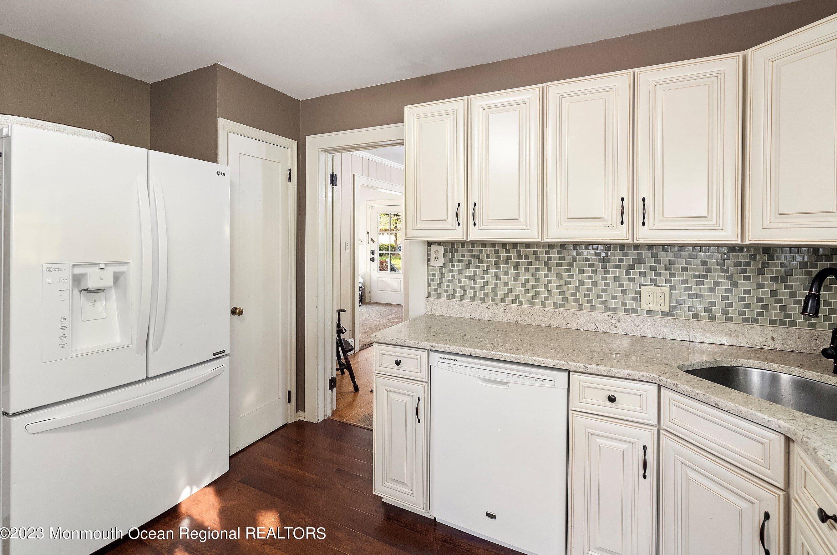 8 Spruce St, Toms River NJ  08753-7624 exterior