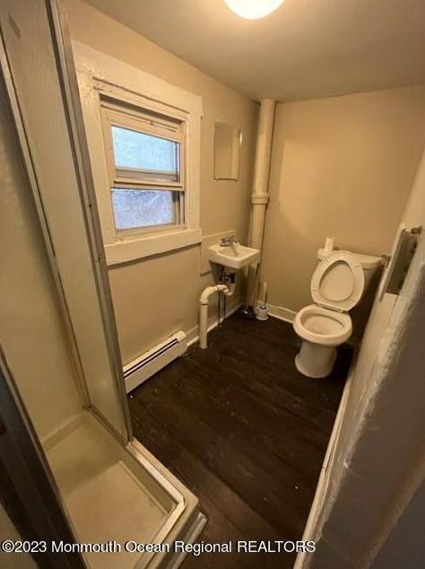 1312 Springwood Ave, Tinton Falls, NJ 07712