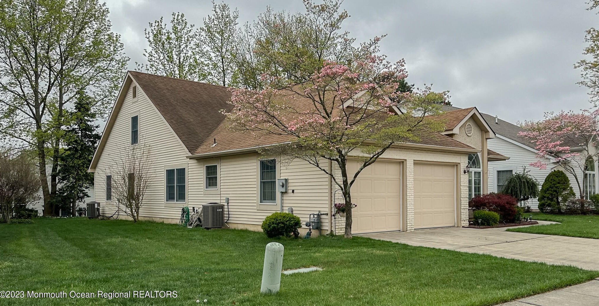 1597 Lacebark Rd, Toms River, NJ 08755-1811