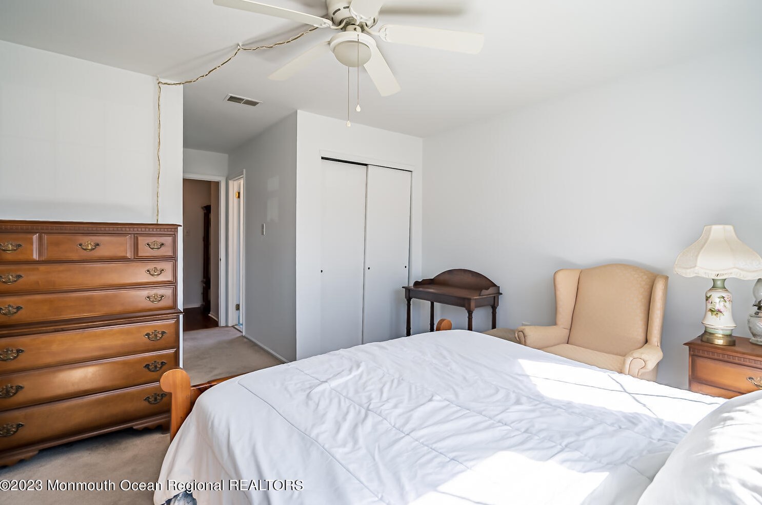 220 Mohican Ln, Tuckerton NJ  08087-1337 exterior