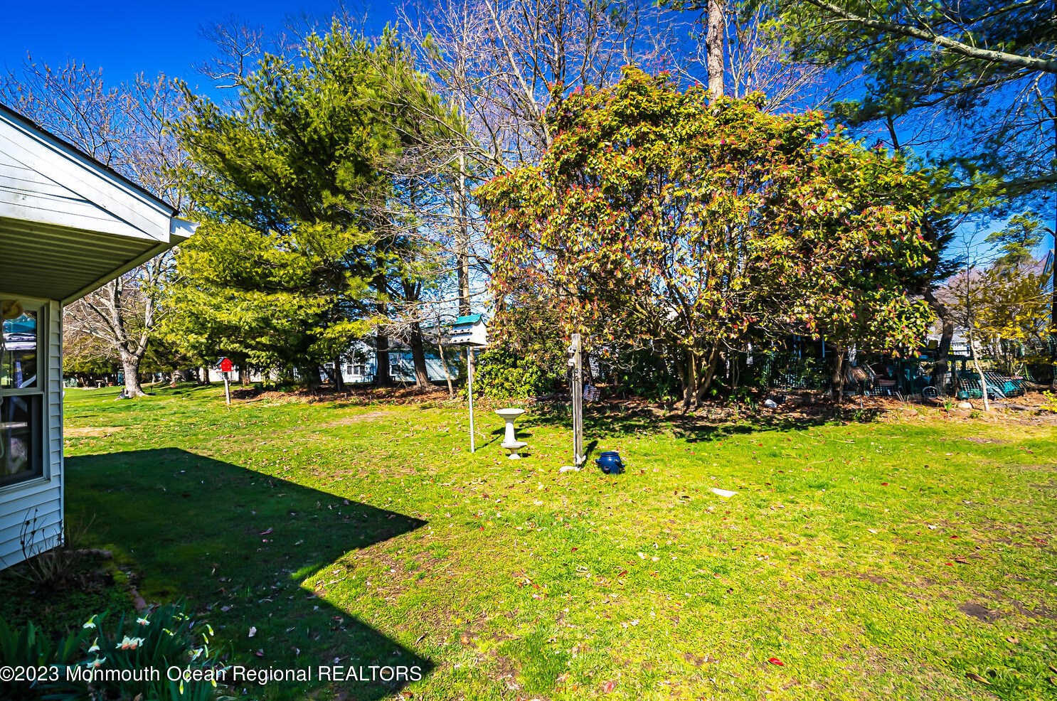 220 Mohican Ln, Tuckerton NJ  08087-1337 exterior