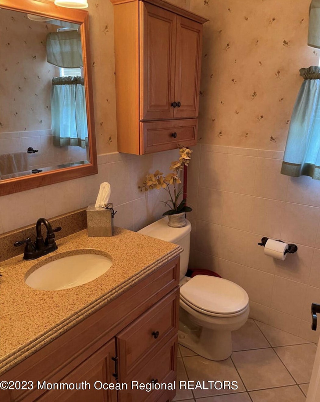 16 William Dr, Wall Township NJ  07731-8833 exterior