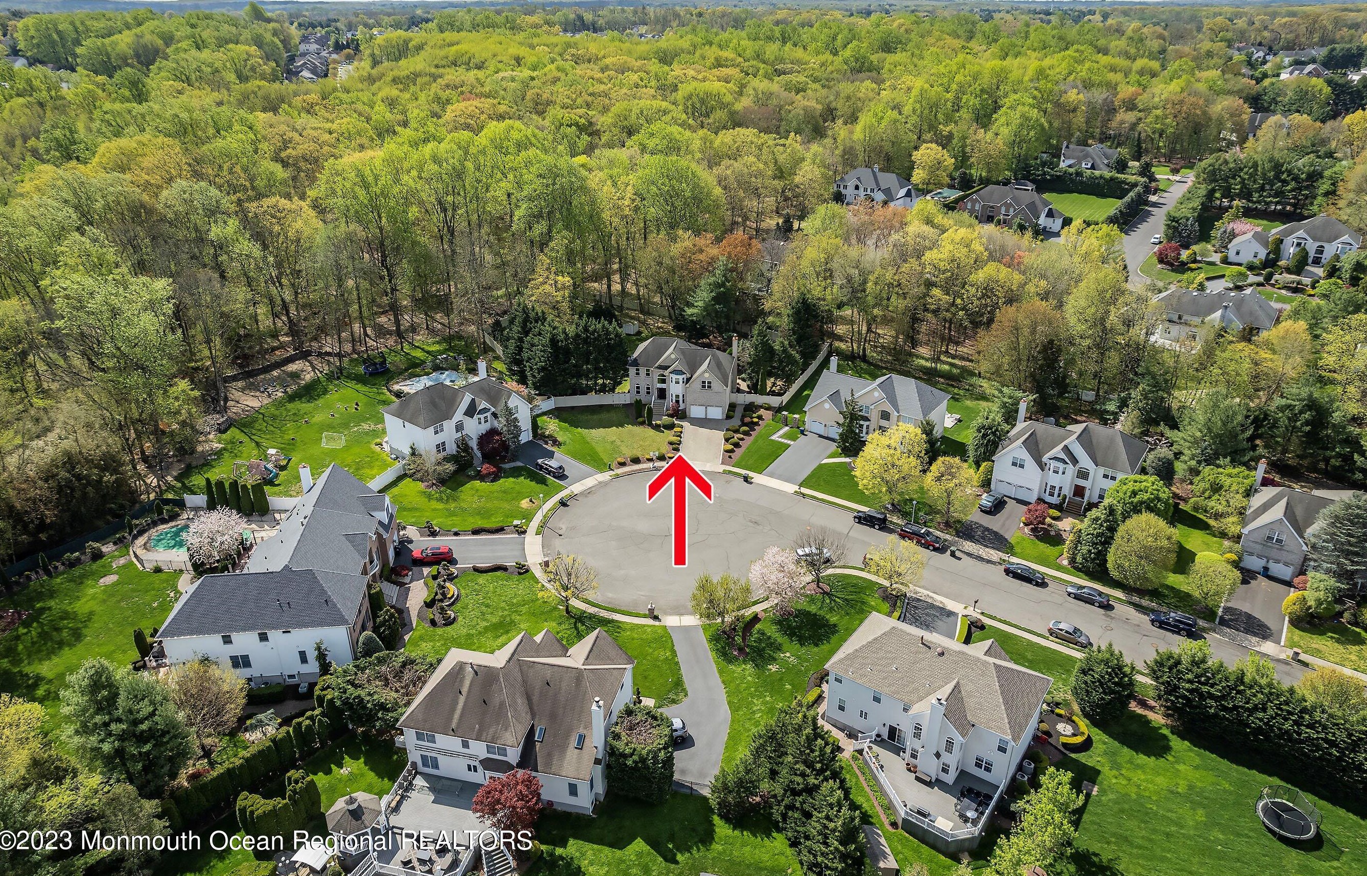 328 Autumn Hill Dr, Morganville, NJ 07751