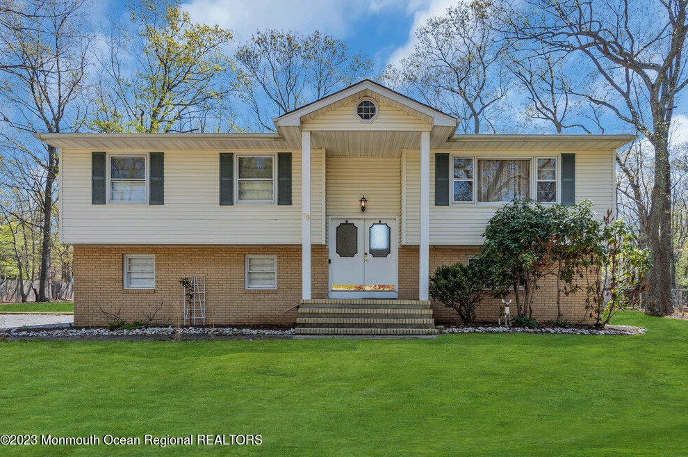 79 N Cooks Bridge Rd, Jackson Twp, NJ 08527