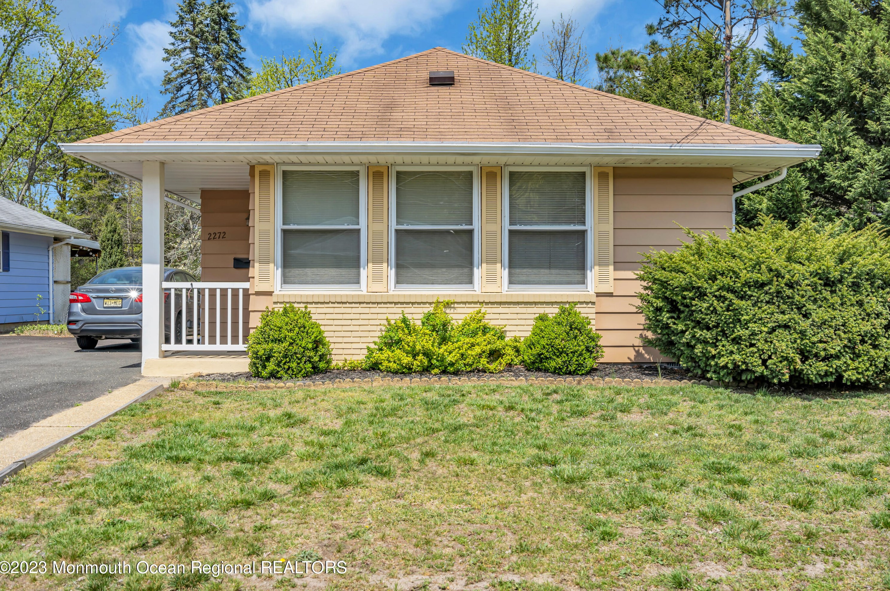 2272 Hovsons Blvd, Toms River, NJ 08753-1635