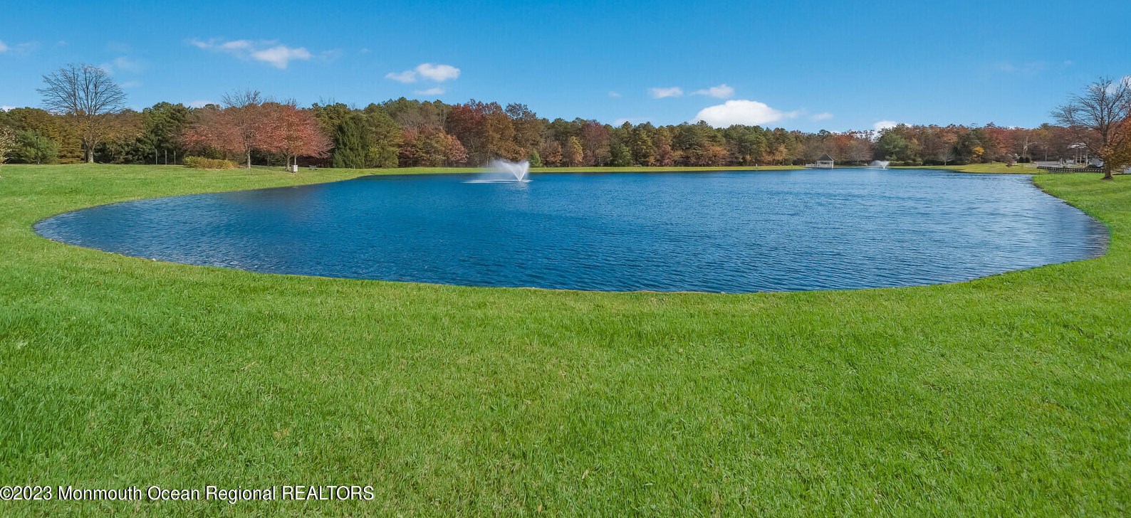 3136 Dillon Ct, Toms River NJ  08755-2317 exterior