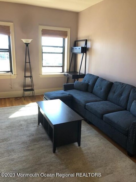 1700 Webb St Apt 3e, Tinton Falls, NJ