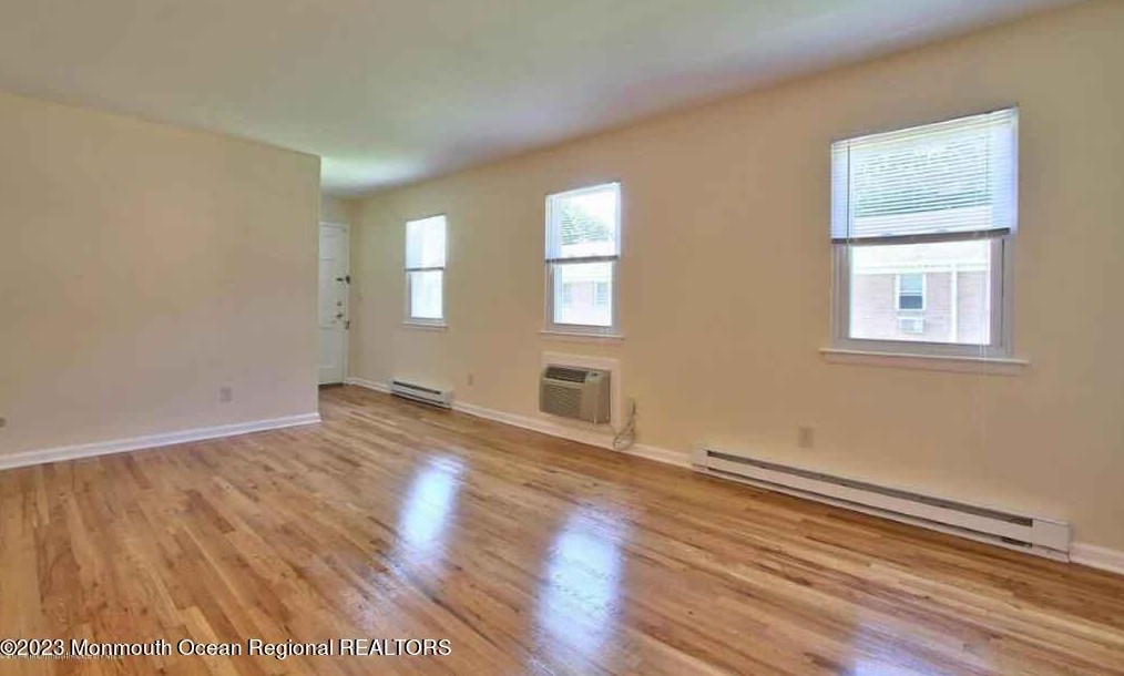 1128 Borden Ave #3, Point Pleasant Beach, NJ 08742