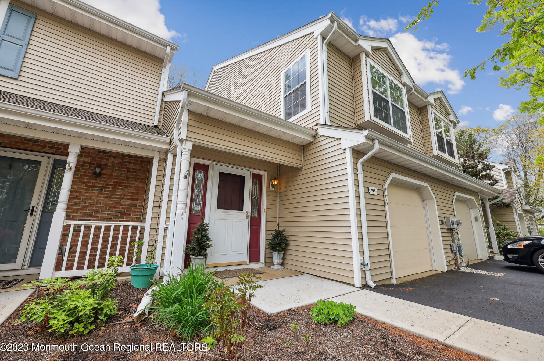 403 Aberdeen Ln, Toms River, NJ 08753-3352