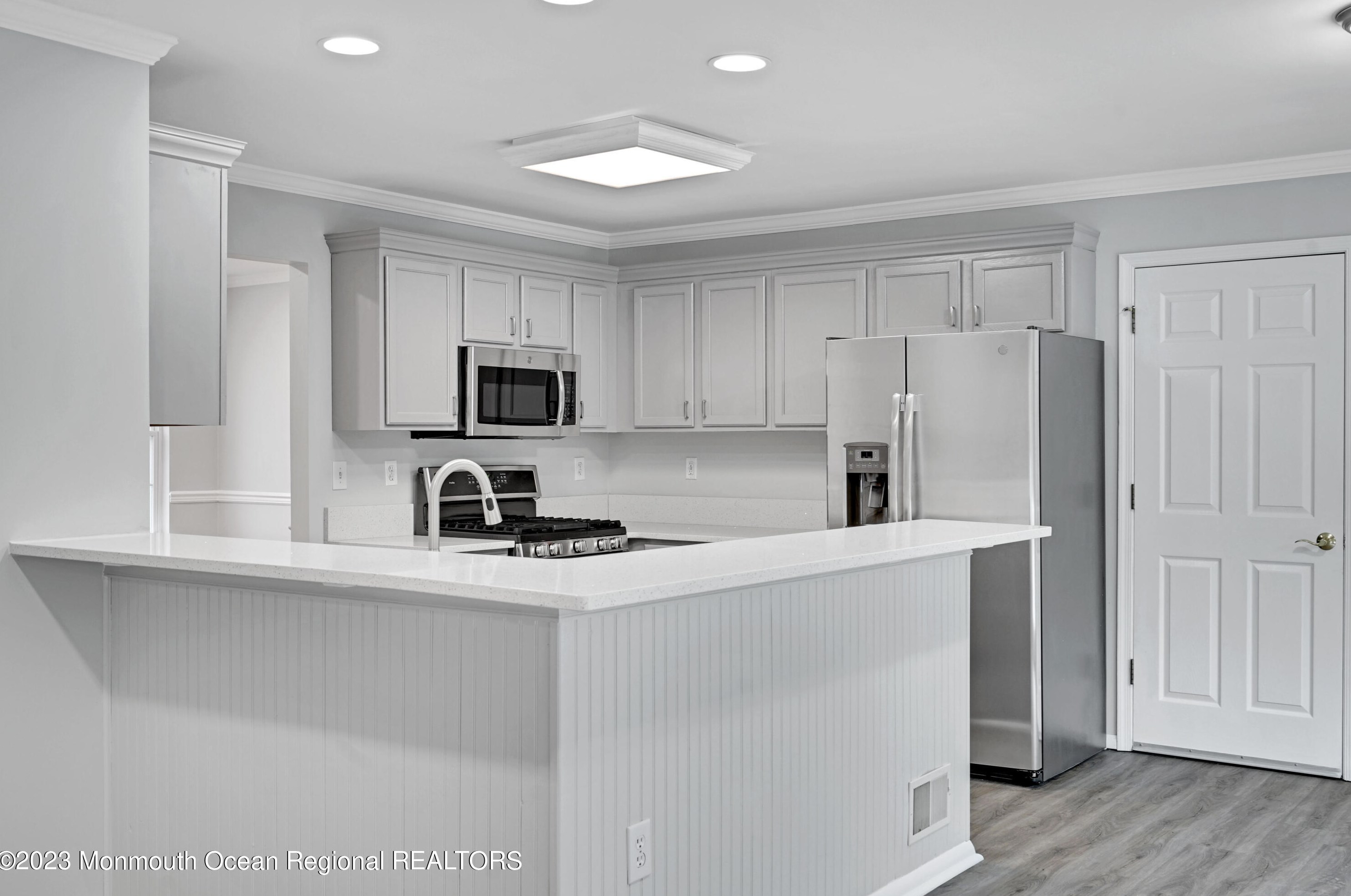 1243 Eagle Ct, Toms River NJ  08755-2207 exterior