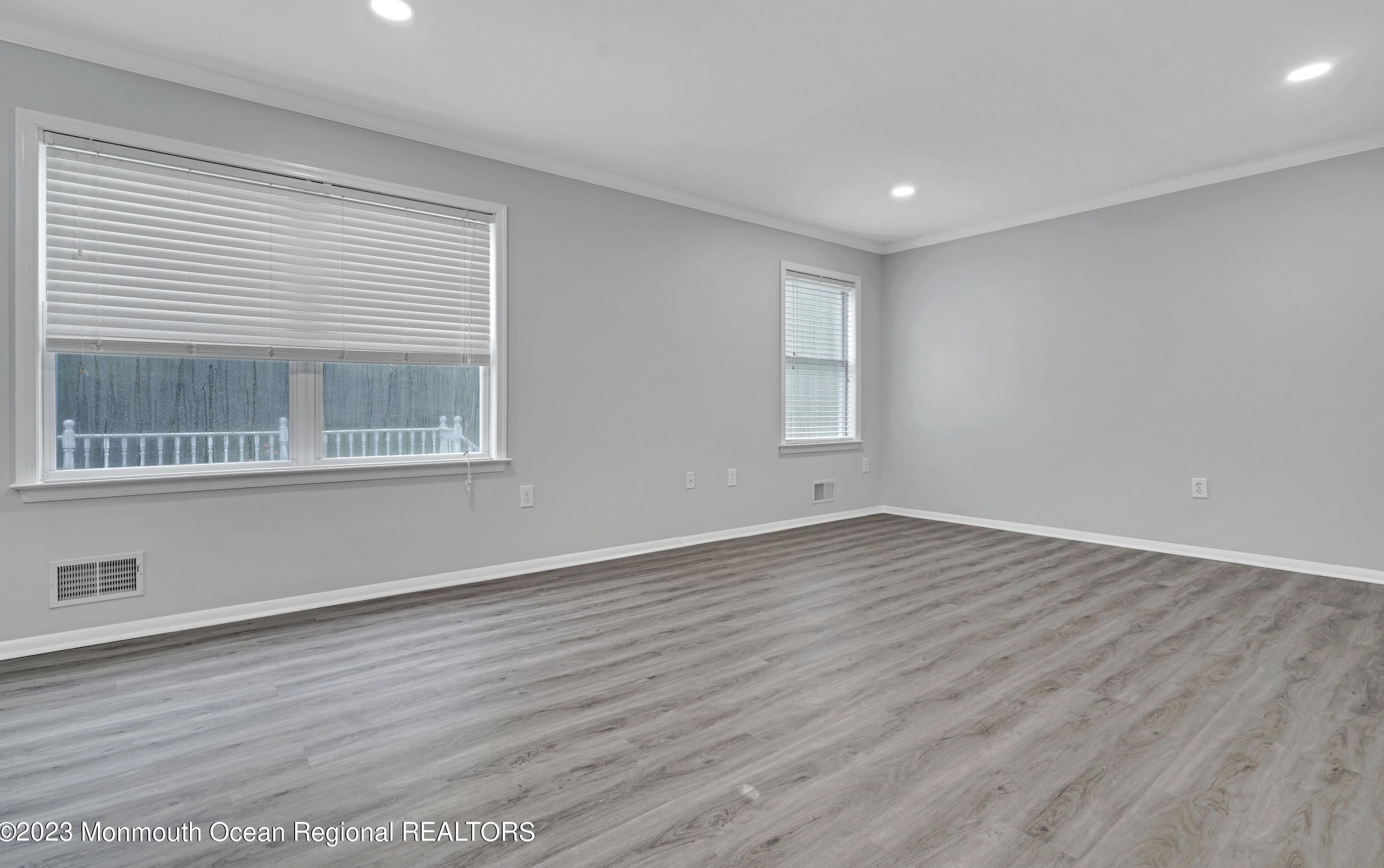 1243 Eagle Ct, Toms River NJ  08755-2207 exterior