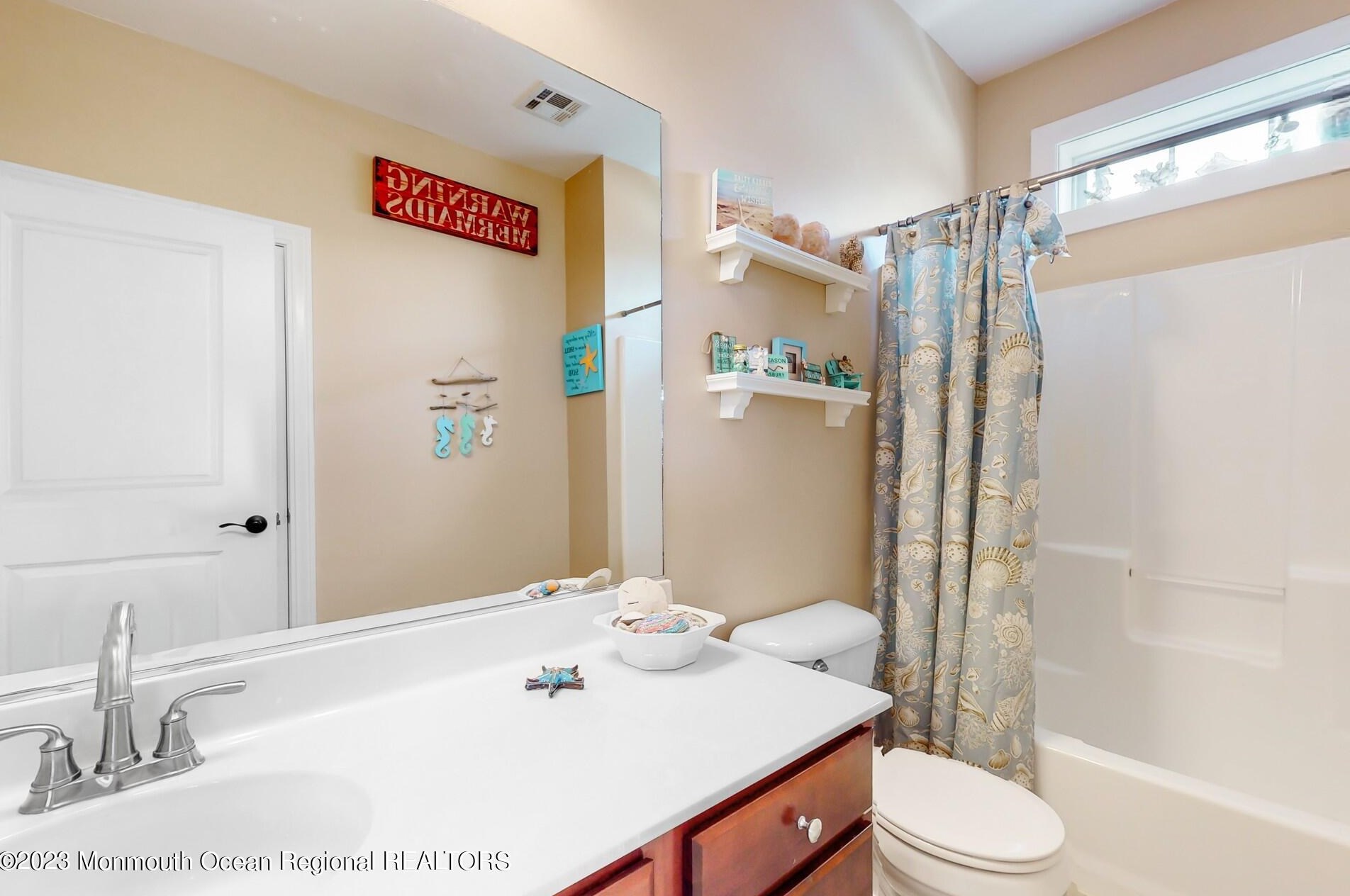 203 Raritan St, Keyport NJ 07735-2656 exterior