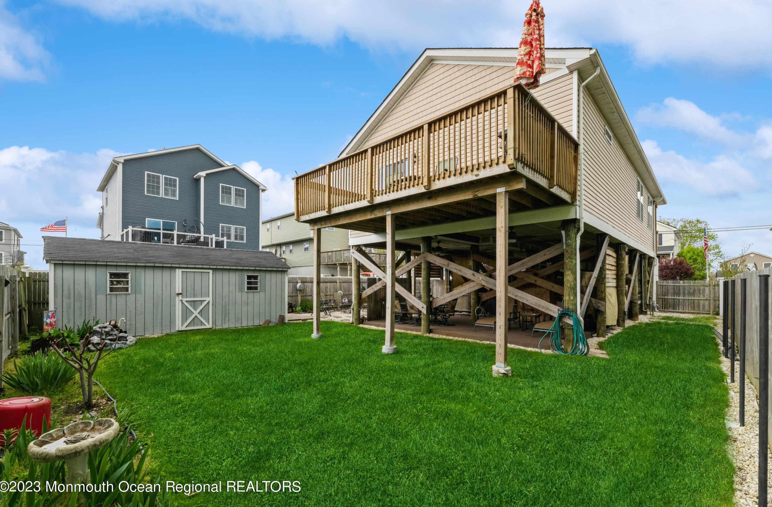 203 Raritan St, Keyport NJ 07735-2656 exterior