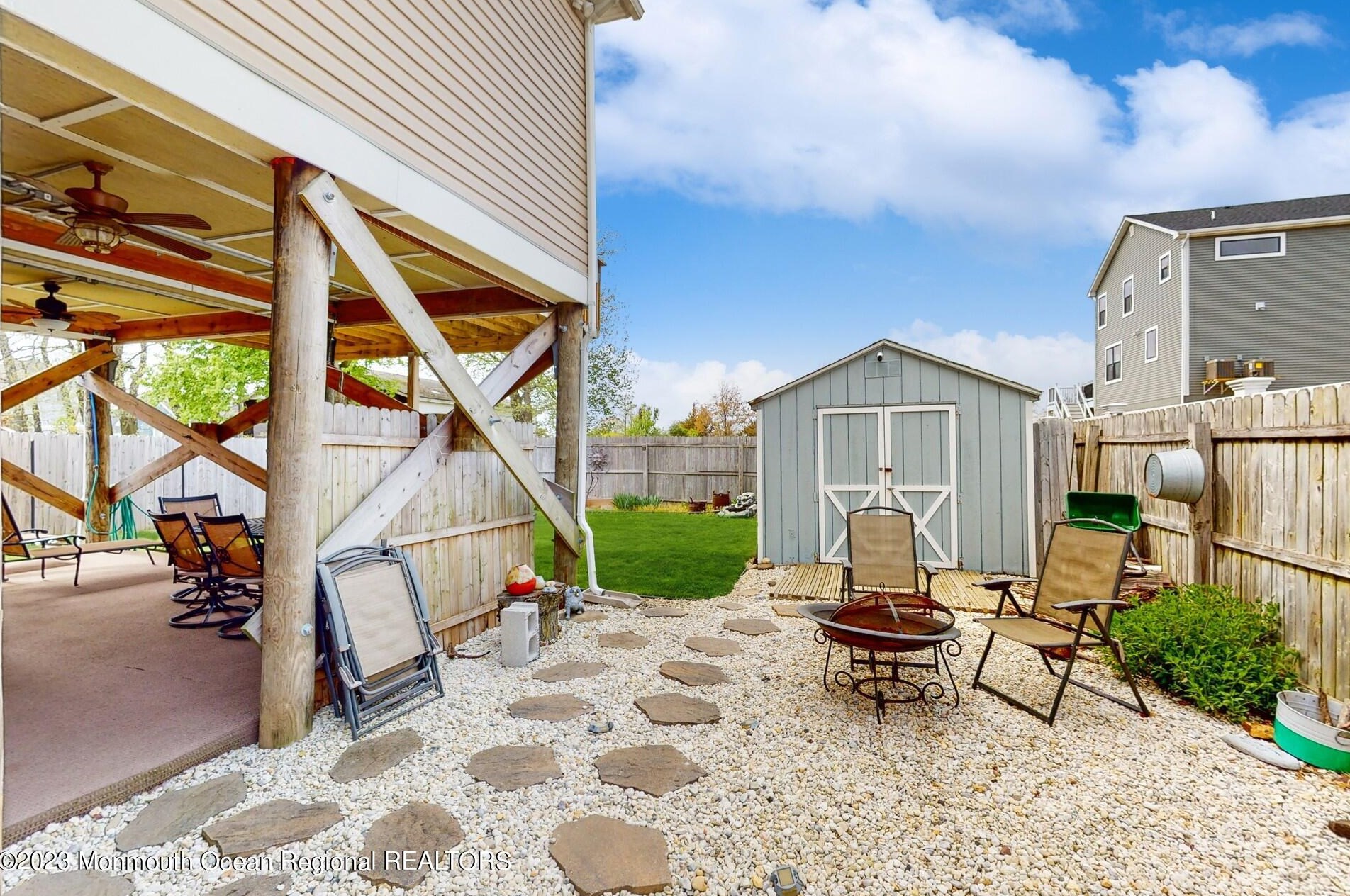 203 Raritan St, Keyport NJ 07735-2656 exterior