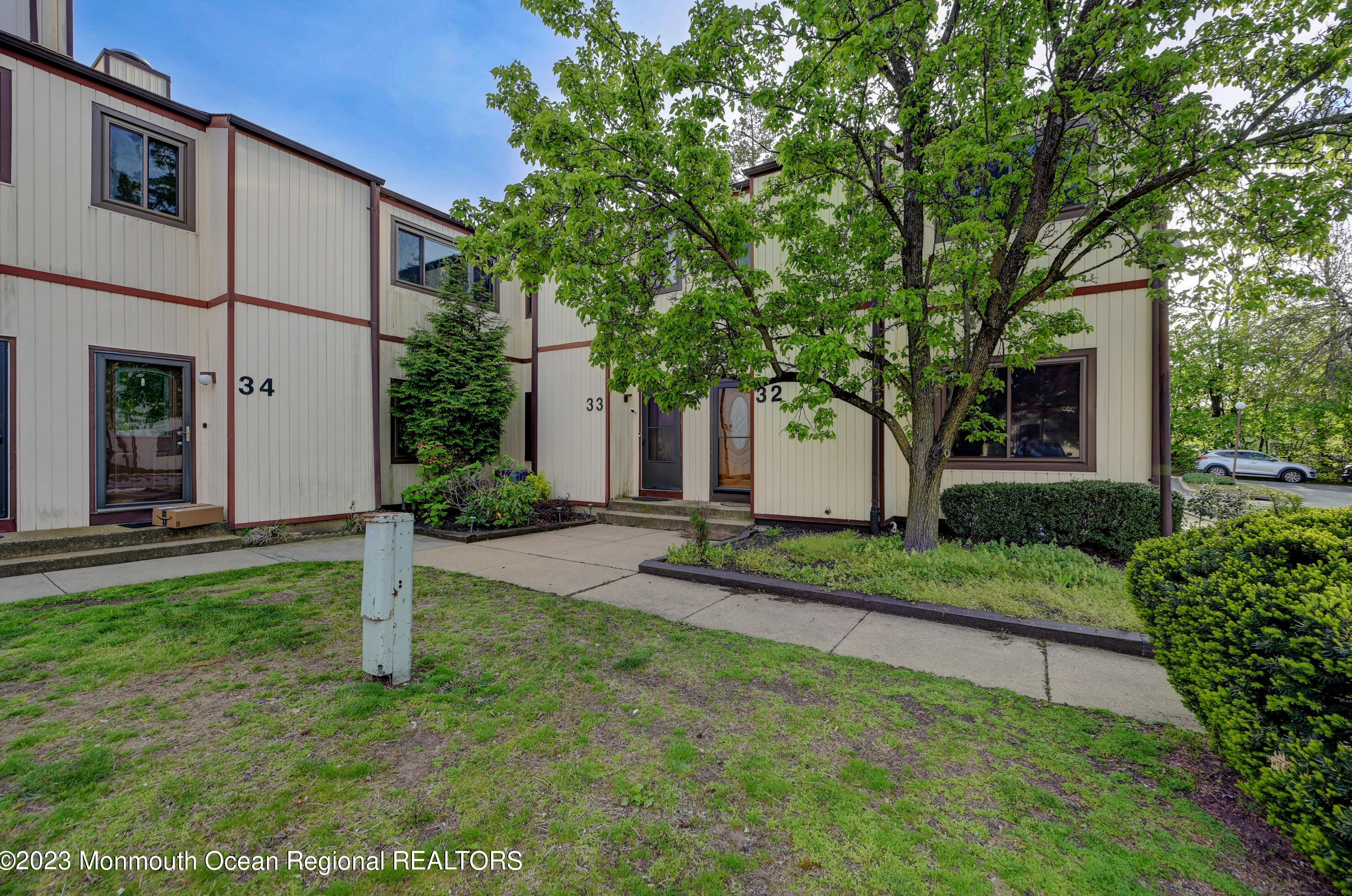 32 Ellen Heath Dr #32, Matawan, NJ 07747