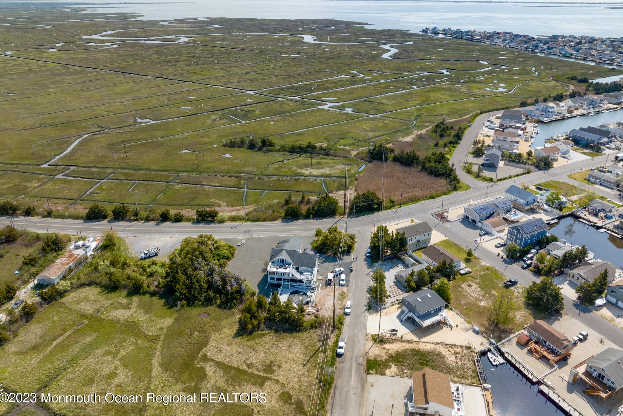 134 Bass Rd, Tuckerton NJ  08087-2403 exterior