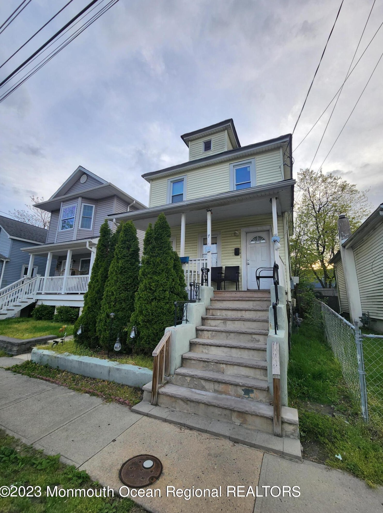 7 Dewitt Ave, Tinton Falls, NJ 07712