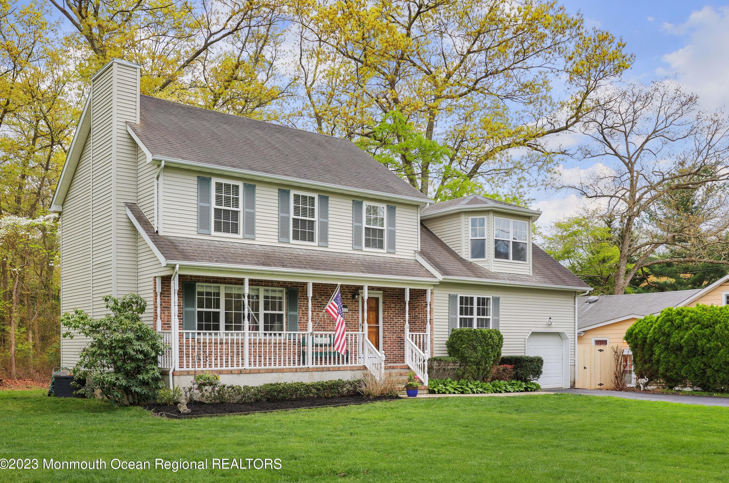 11 Willow Ave, Wall Township, NJ 07727