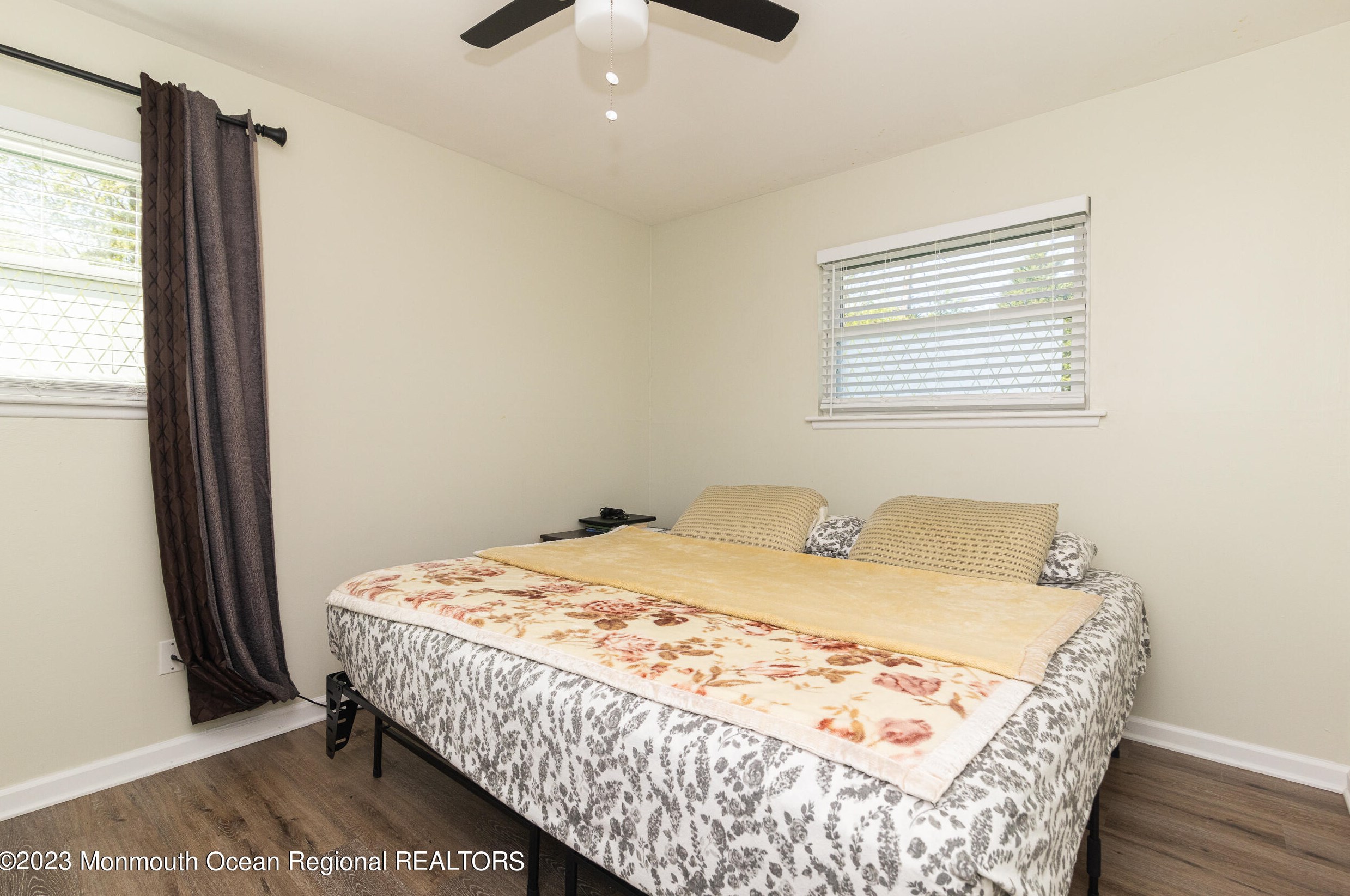 32 Citadel Ave, Toms River NJ  08757-5507 exterior