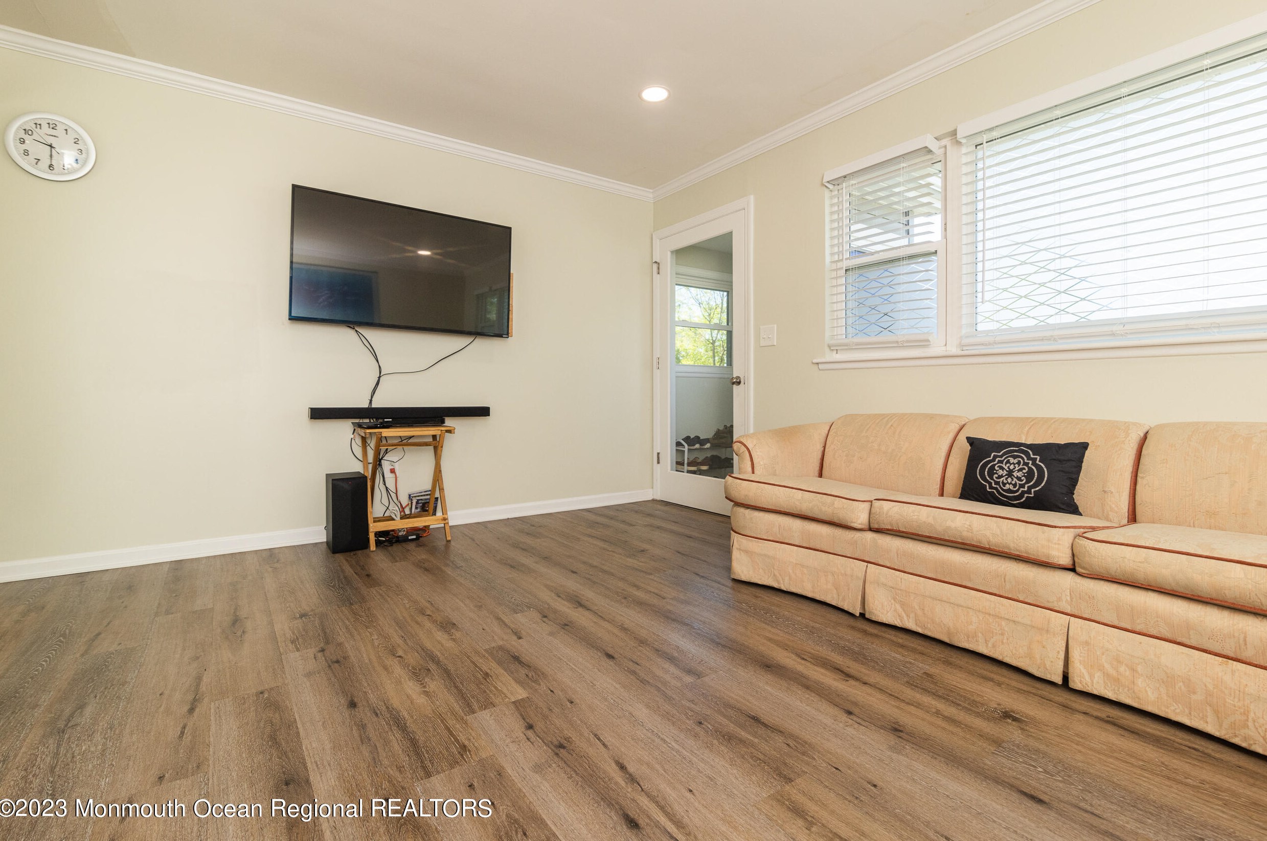 32 Citadel Ave, Toms River NJ  08757-5507 exterior