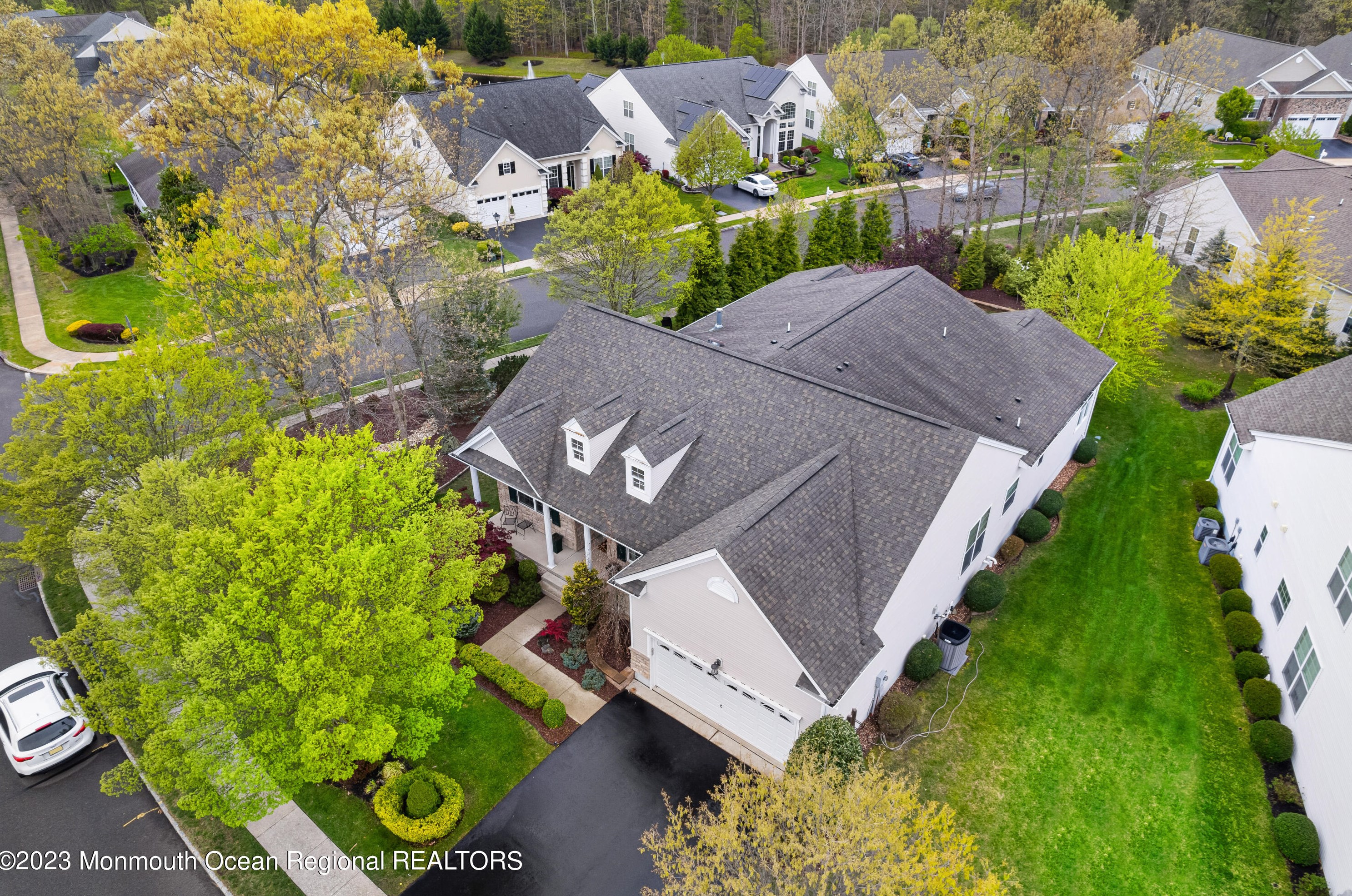 21 Chesterfield Dr, Jackson Twp, NJ 08527