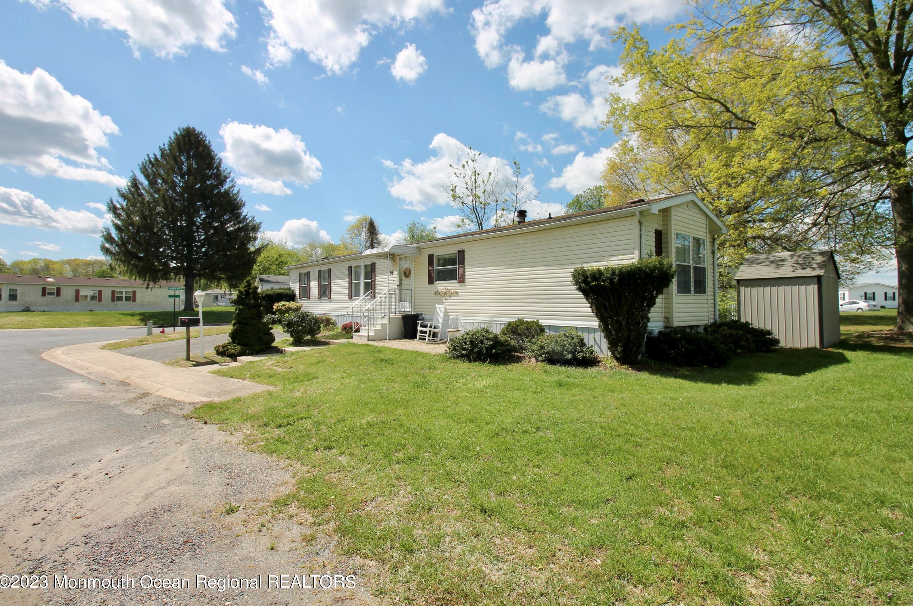 36 Brookside Way, East Freehold, NJ 07728