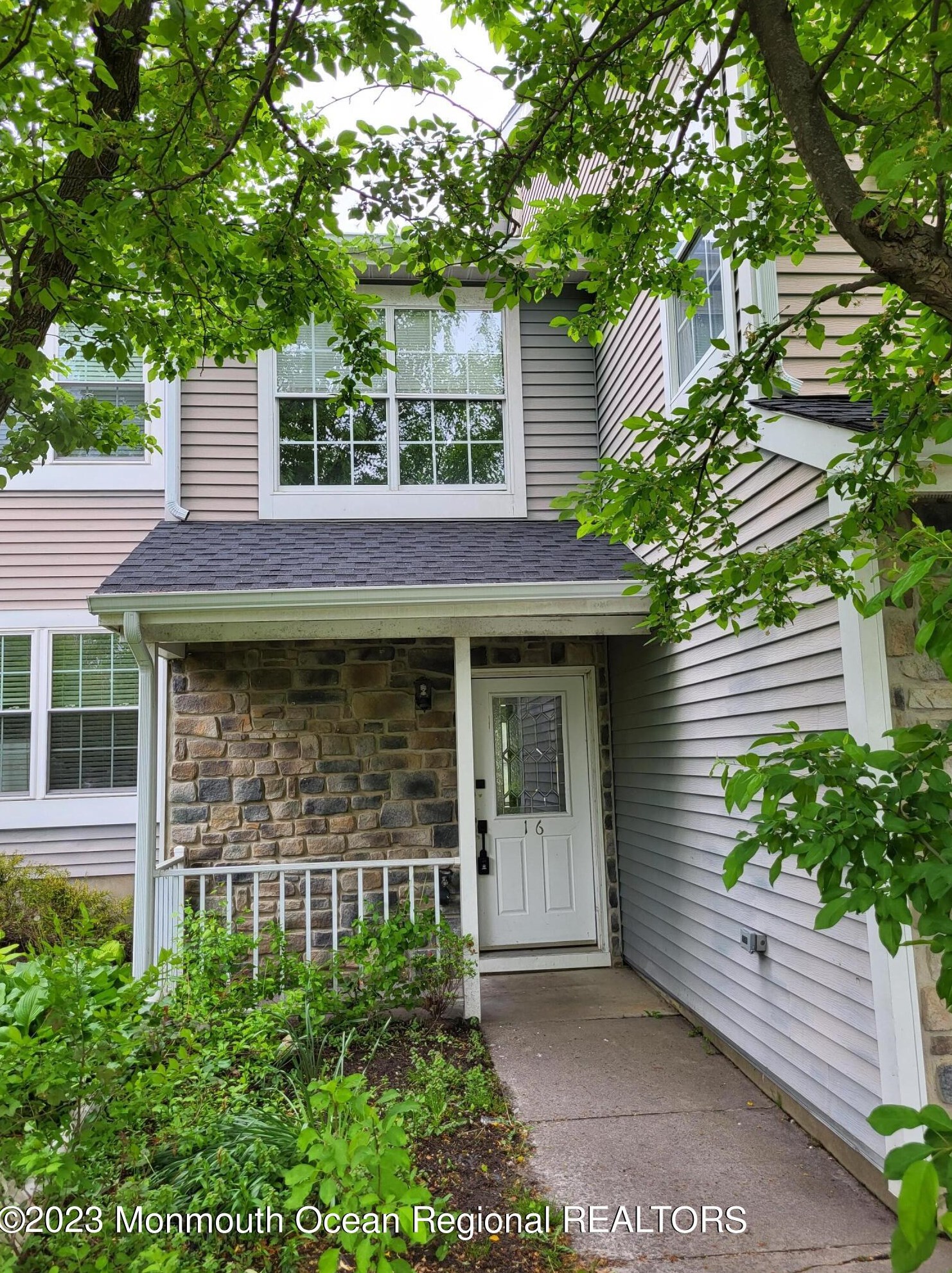 16 Red Fox Ct, Wall Township, NJ 07753