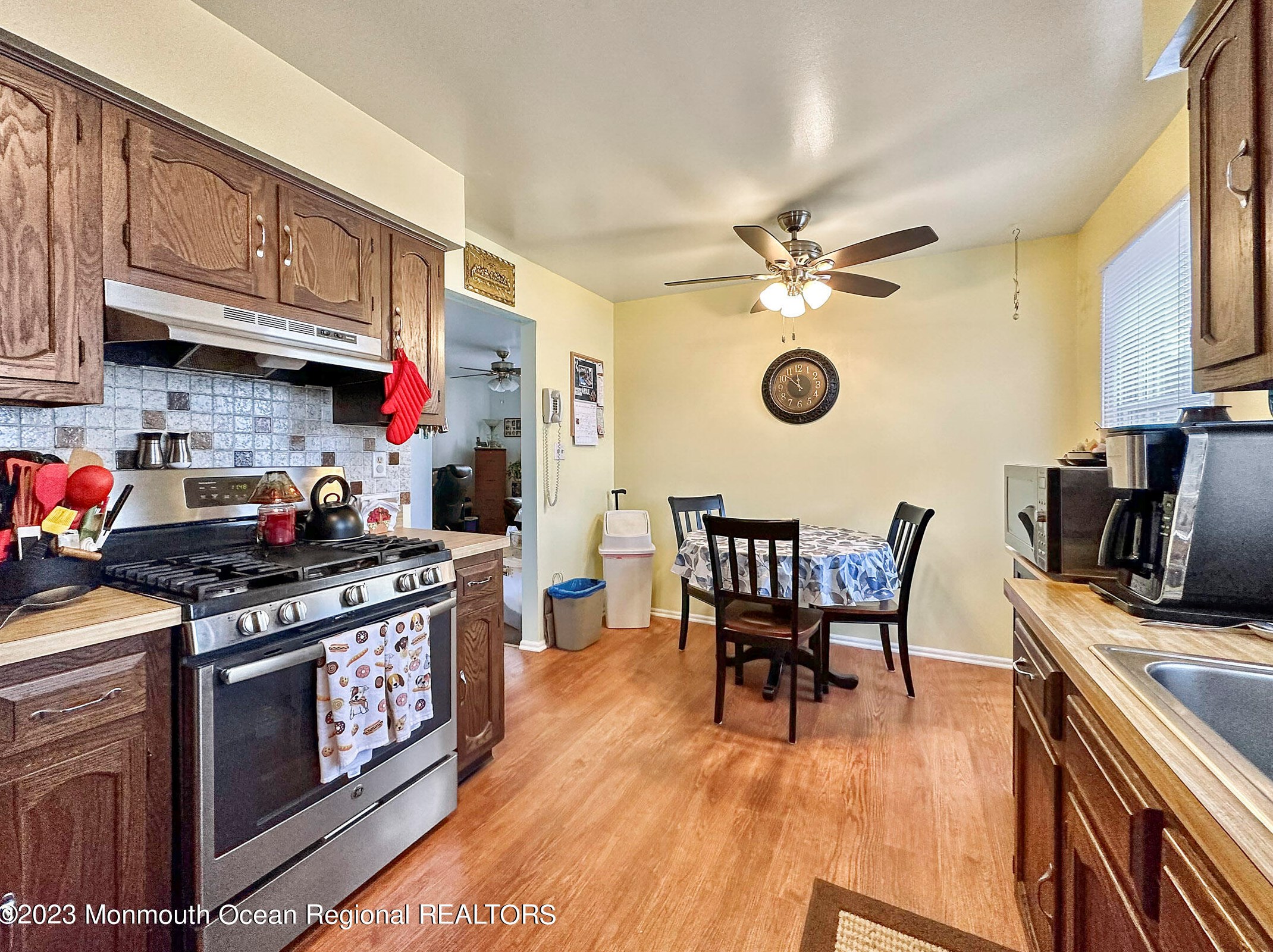 286 Jill Ct, Toms River, NJ 08753-2483