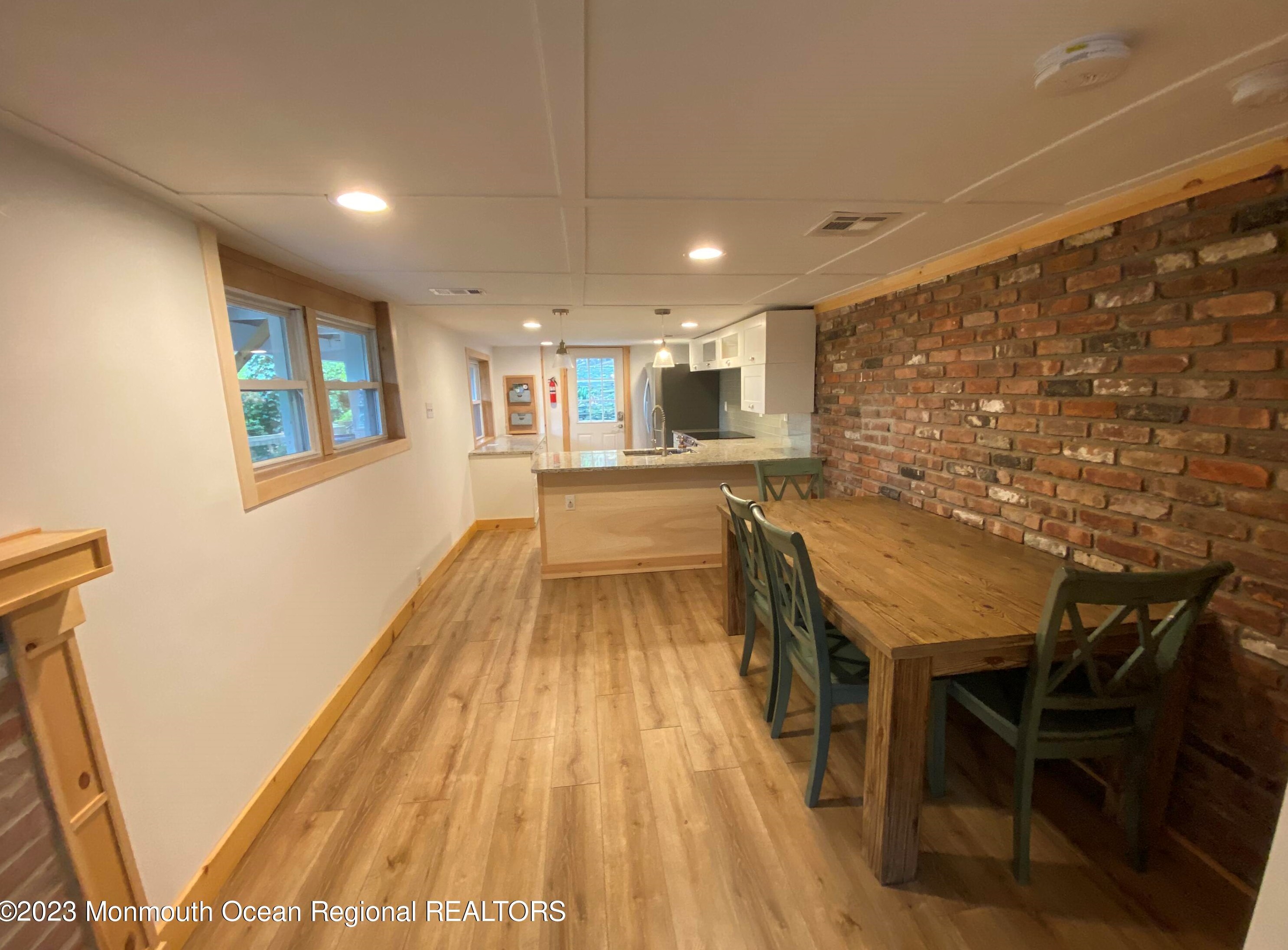 145 Bayside Dr, Atlantic Highlands, NJ 07716